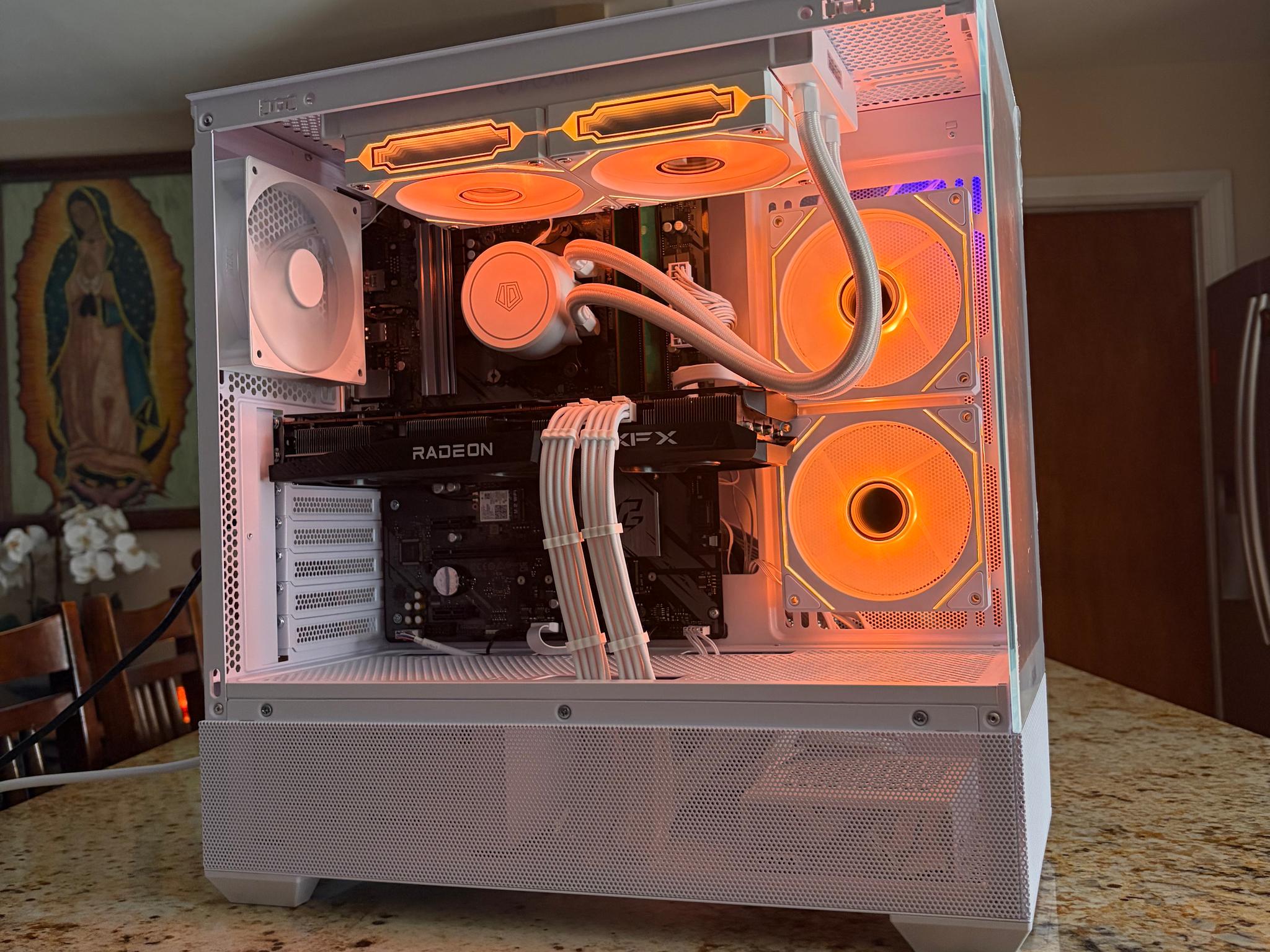 White Gaming PC | RX 6700XT 12GB | RYZEN 5 3600 | 16GB RAM | 1TB SATA SSD | Wi-Fi + Bluetooth
