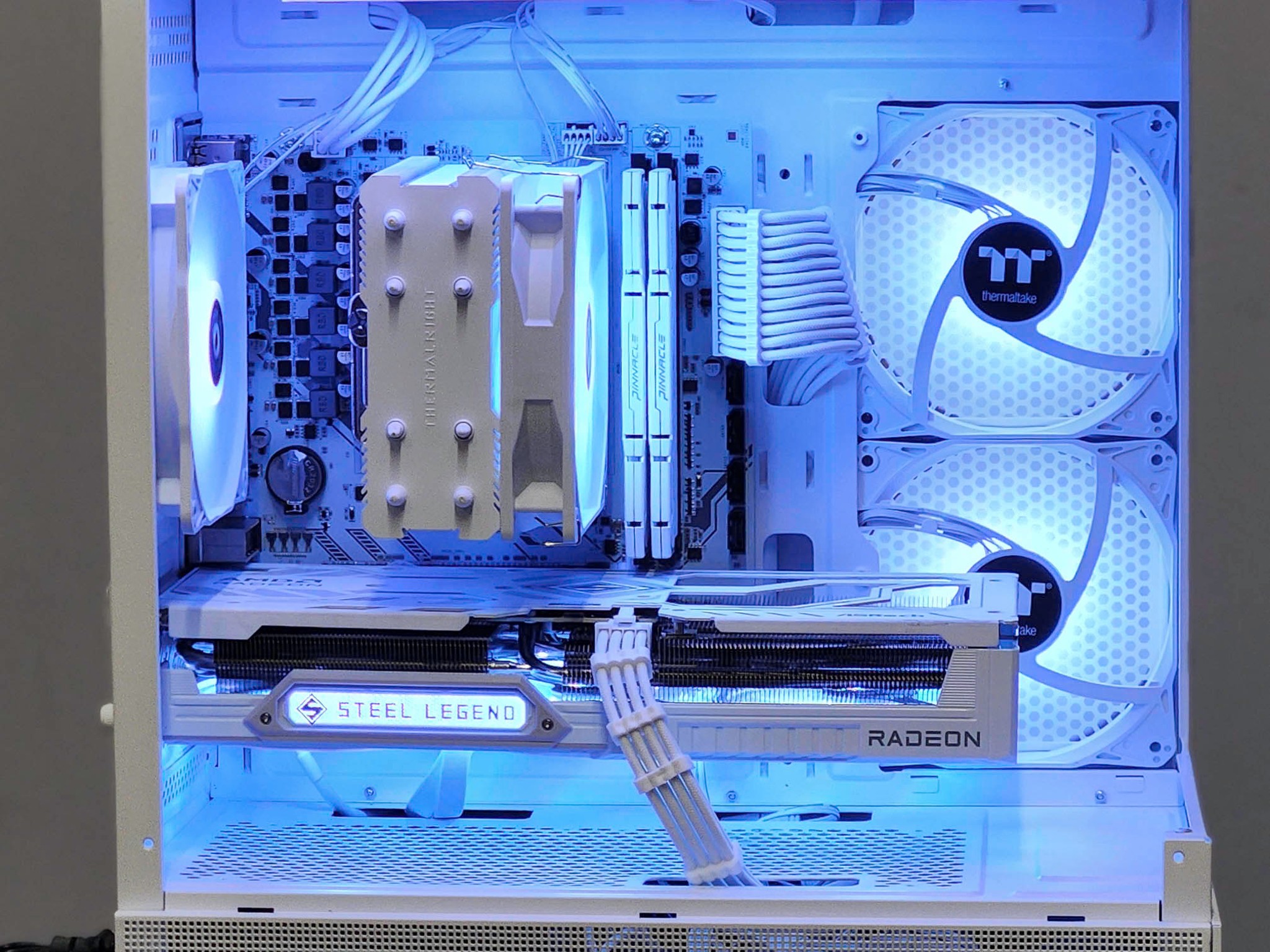 RX 9060 XT 16GB | All White Custom Gaming PC | Ryzen 5 5500X3D | 32GB DDR4 | 1TB SSD | Win 11 Pro