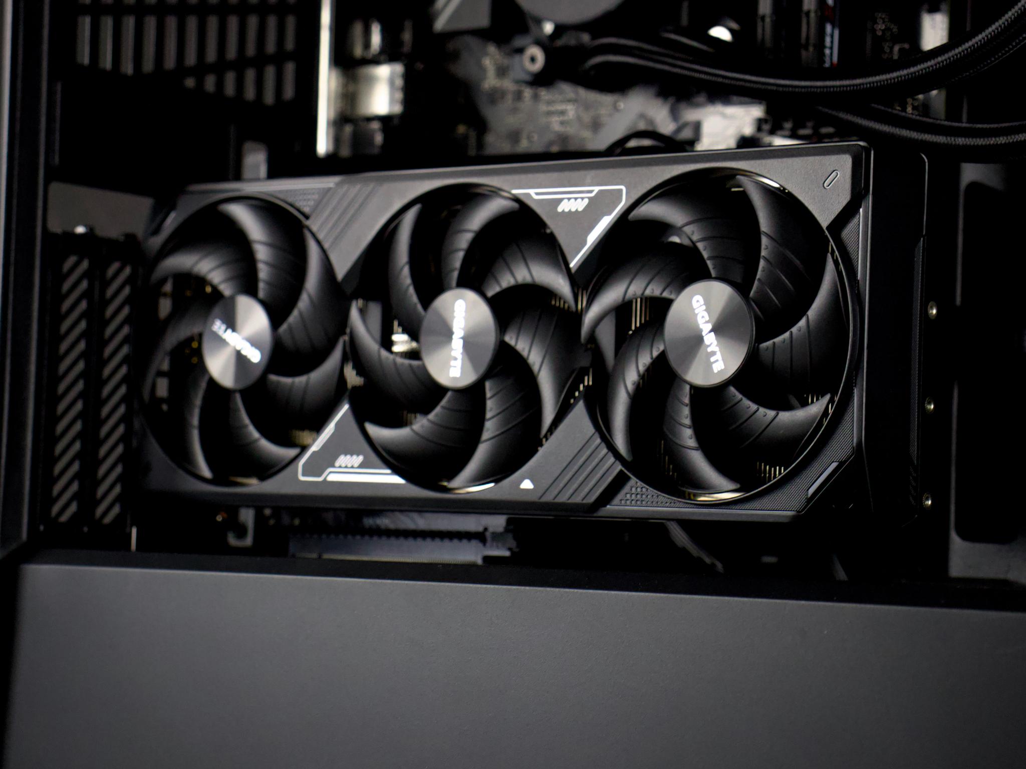 ⚫⚡🗡️Nightfall - Blackout 4K/1440P Gaming PC | RTX 5070 TI, Ryzen 7 9700X, 32GB RAM, 2TB SSD | LCD⚡
