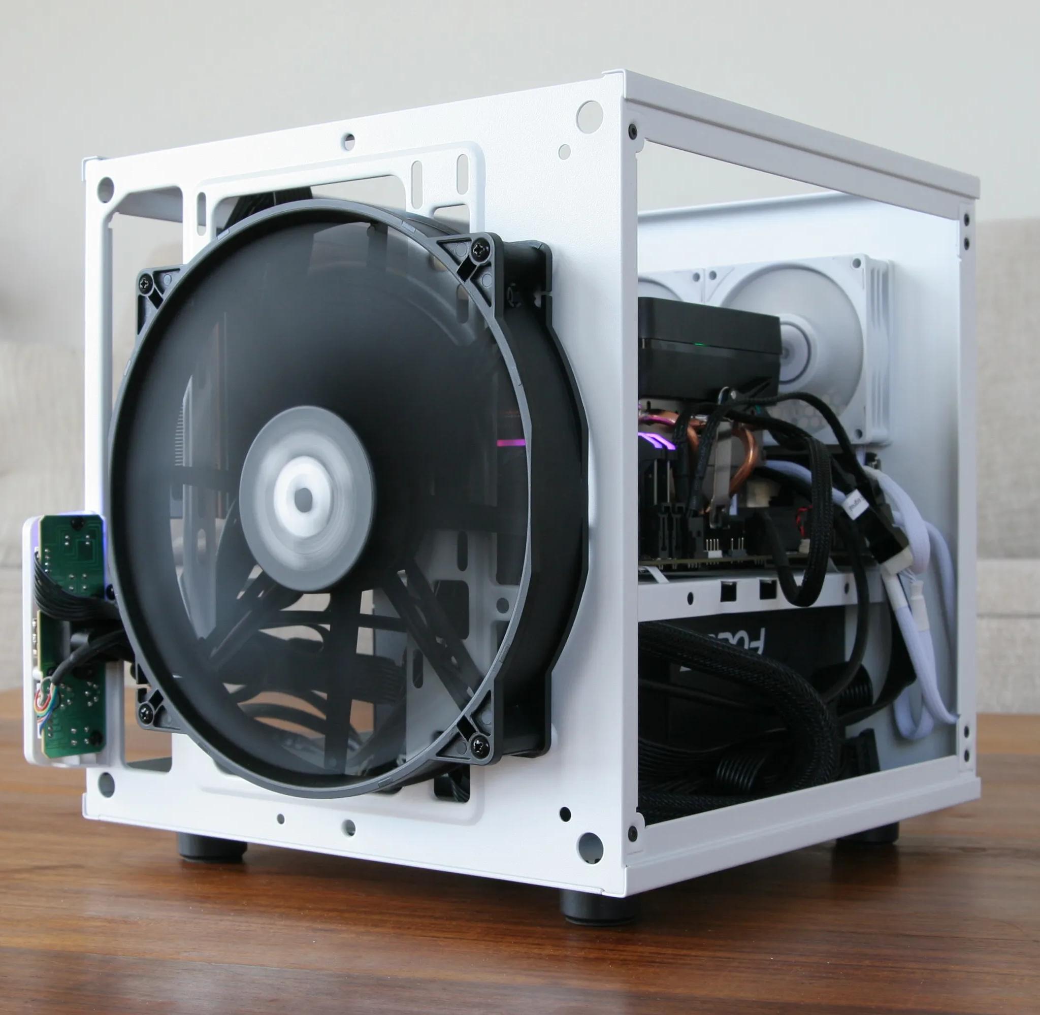 Space Saving Gaming / Streaming PC - Radeon RX 6700 XT 12GB - Ryzen 7 5700G - 32GB DDR4 - 1TB SSD