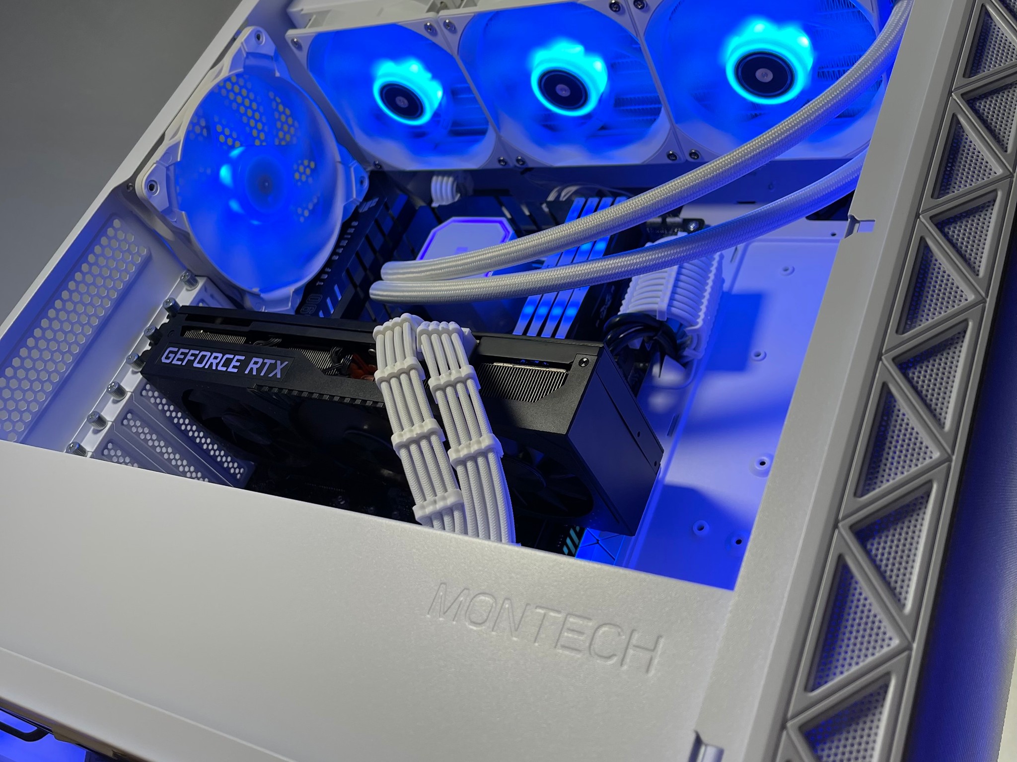 Gaming PC | INTEL i9 12900K | RTX 3080 10GB| 32GB DDR4 3200 C16 | 2TB GEN4 SSD