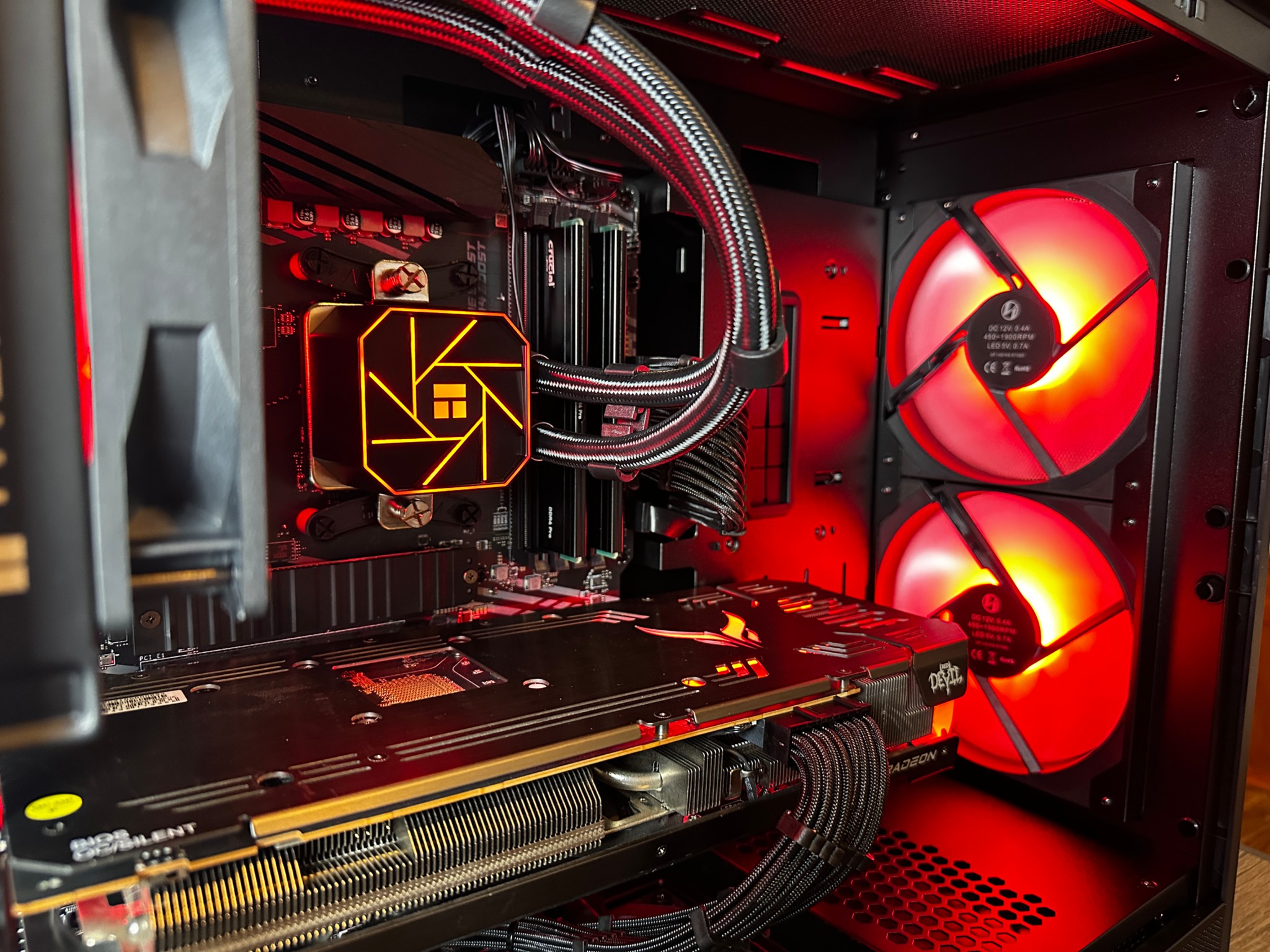 ⚫️"Red Devil"👹 1440P Gaming PC | Ryzen 5 5600x 6C/12T | Radeon 6700xt | 32GB DDR4 | 1TB M.2 SSD |