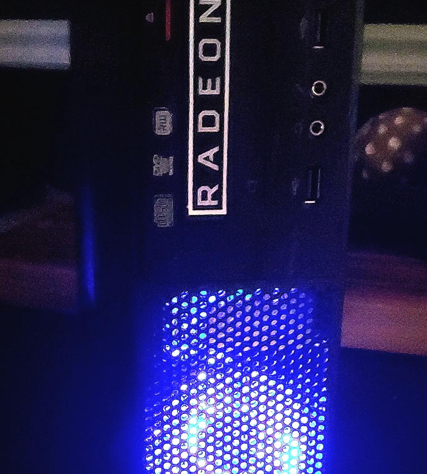 Ultra-budget Mini Gaming desktop, i3-6100, Radeon WX3100 4GB, 8GB RAM, 512GB SSD