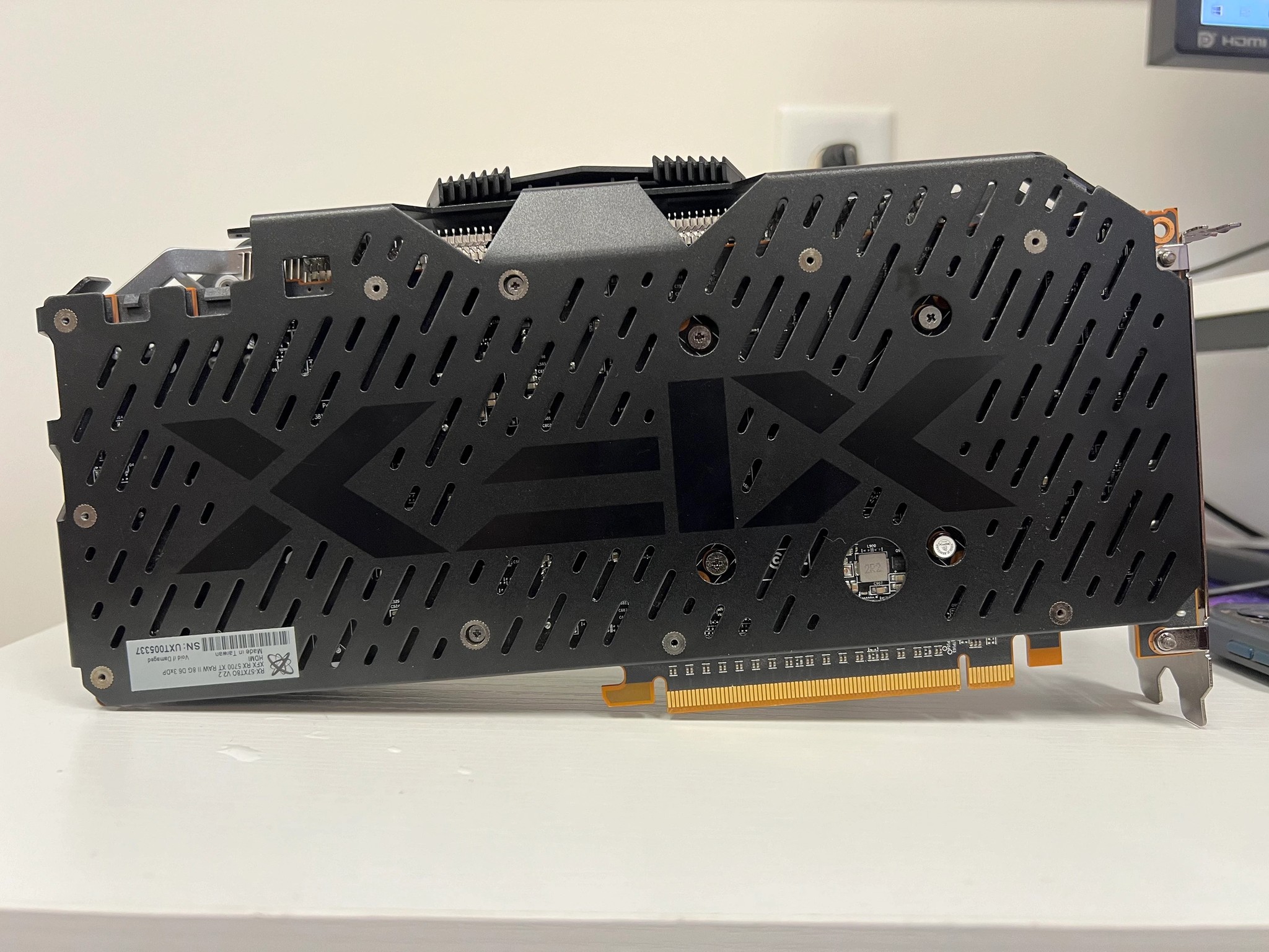XFX 5700XT Raw II