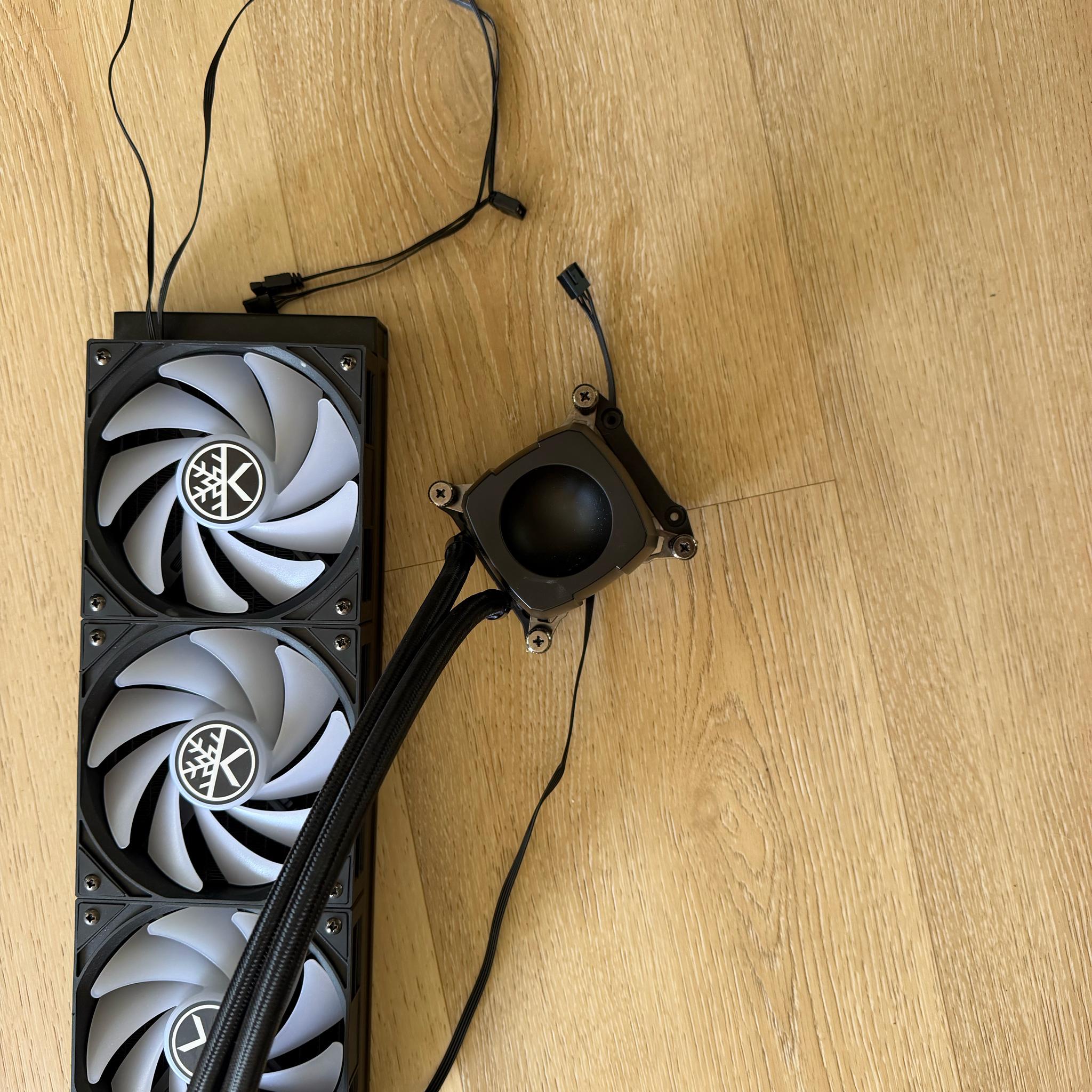 KINGCOOL ORBITTO 360mm 6.67 Curved Panel LIQUID COOLER ARGB BLACK
