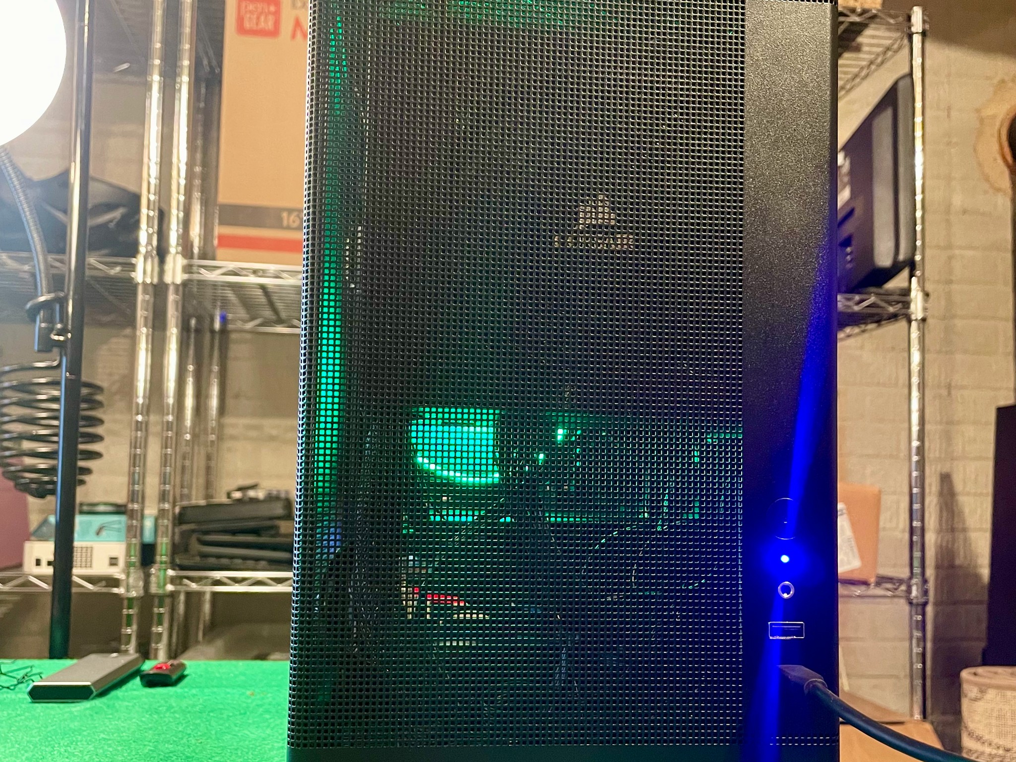 Blast From The Past!  GTX 1070 | i5-9600 | 16 GB DDR4 | WiFi 6 + BT 5.2 | Type C 3.2 Gen 2 (10 Gbps)