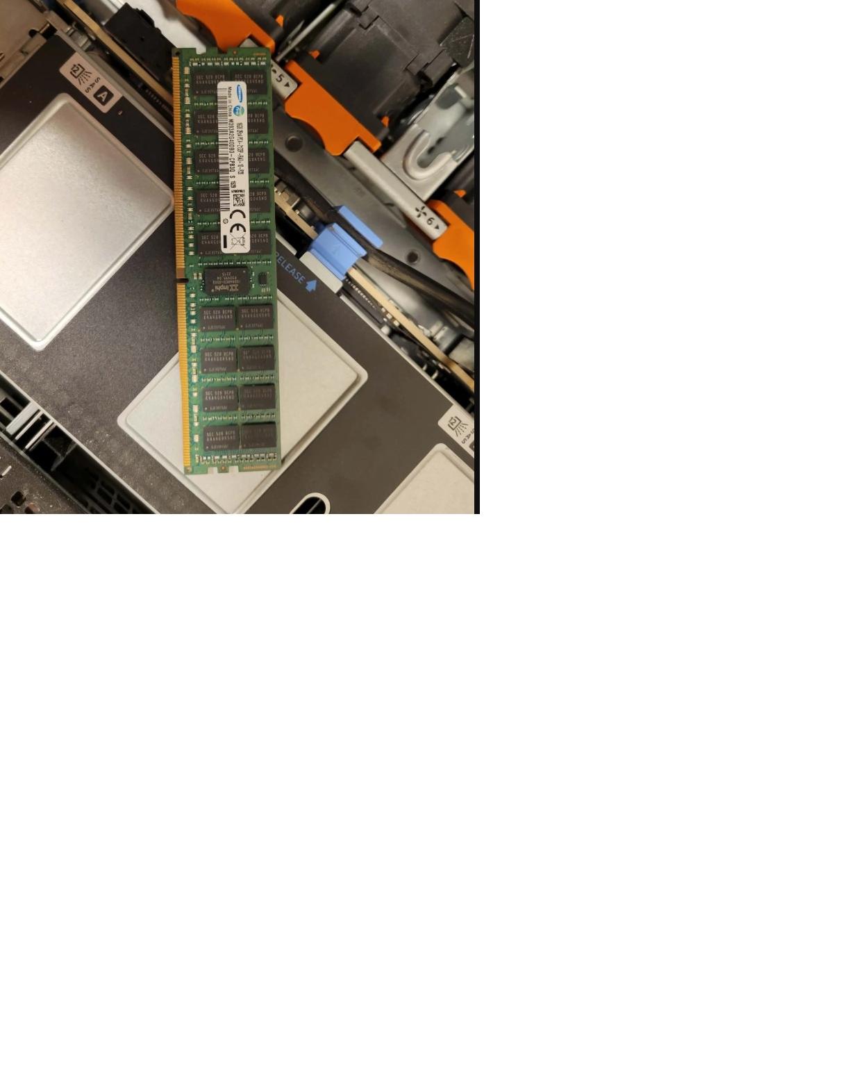 Server Memory RAM- 16gb 2Rx4 PC4-2133P-RA0-10-P20