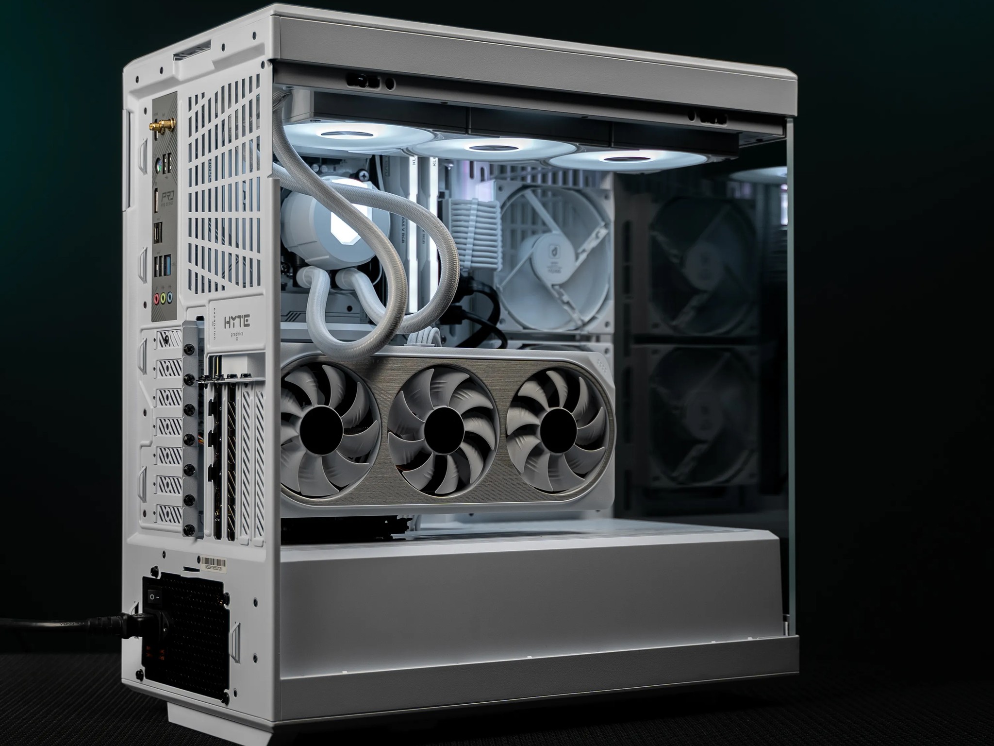 “CorpoLight” RTX 4070 i5 14600K 32GB Windows 11 Pro 2TB Workstation Gaming PC