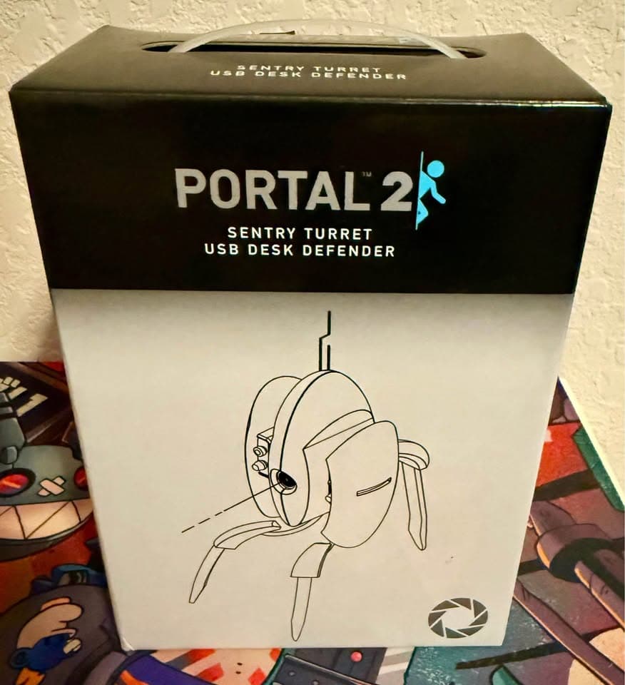 ThinkGeek Portal 2 Sentry Turret USB Desk Defender by Valve (Working Lights + Sound)