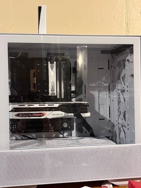 12600KF 32 Gigabytes RAM 7800 XT Gaming PC