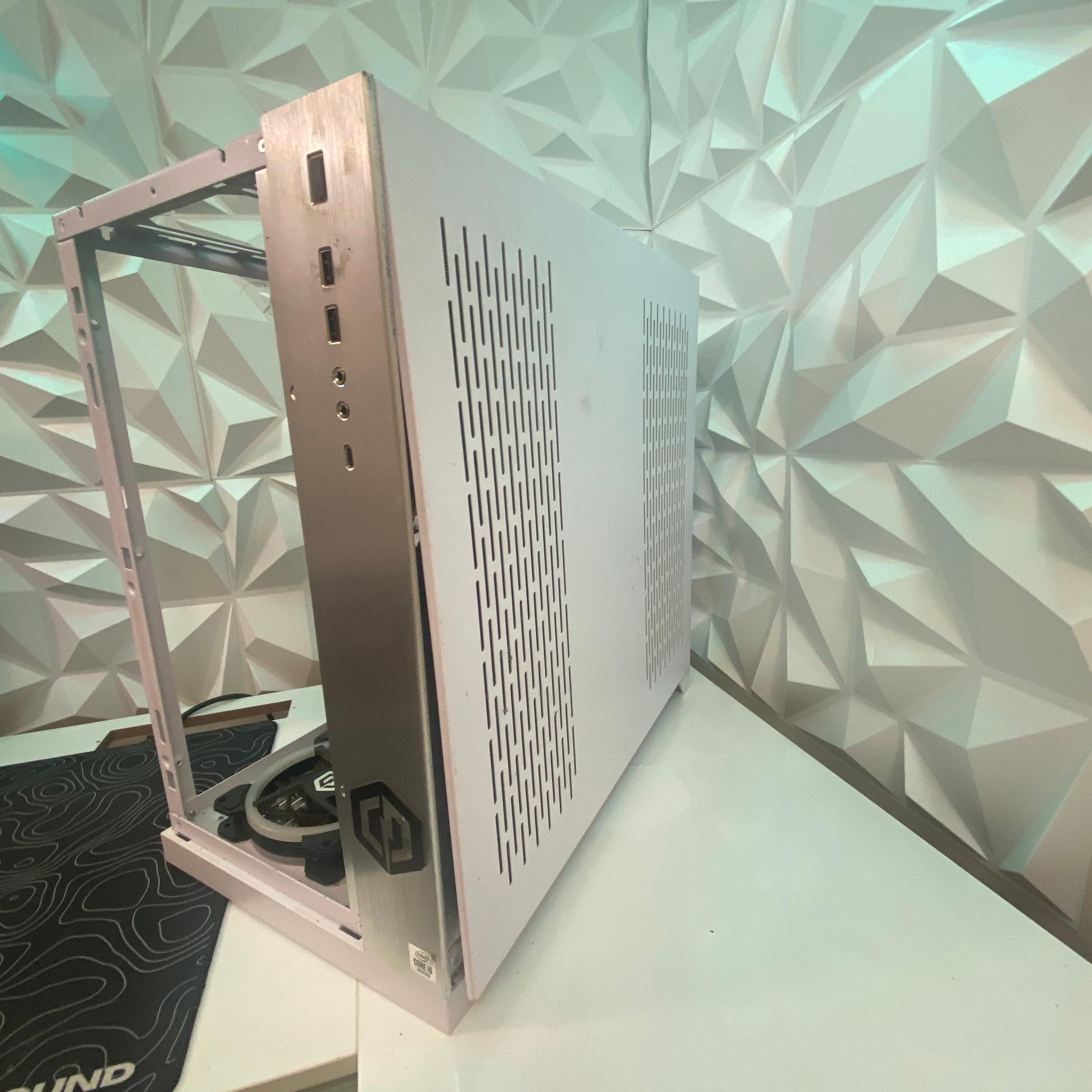 CyberPower White ATX PC Case – Bad Condition (As-Is)