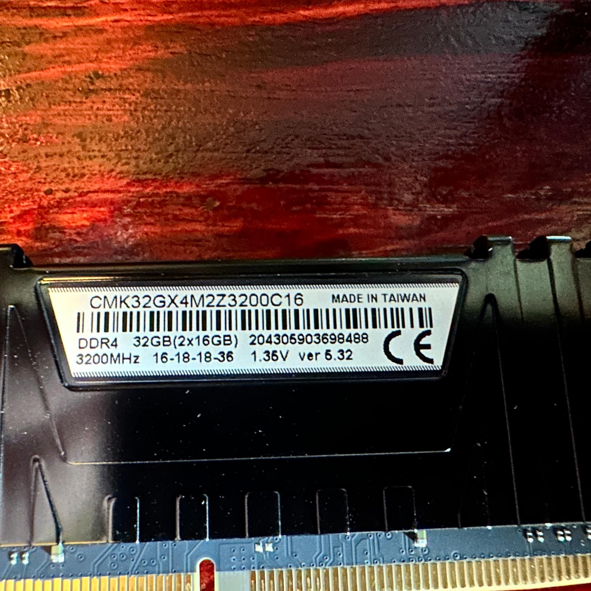 HAWKEYE | R5 3600XT | RTX 3060 12GB | 32GB DDR4 | 512GB NVME | Win 11