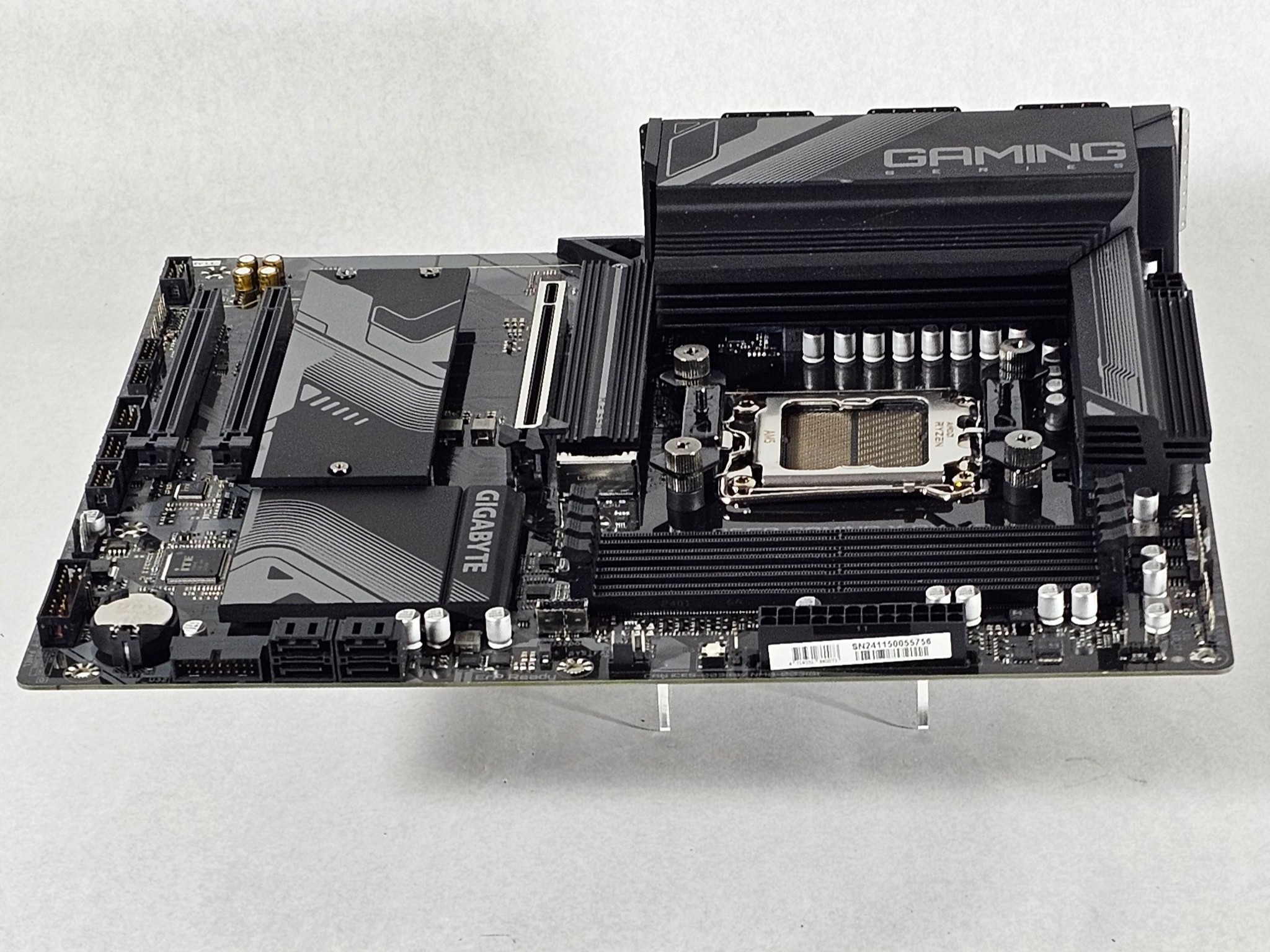 Gigabyte B650 AM5 DDR5 WIFI Gaming AX X V2 ATX Motherboard