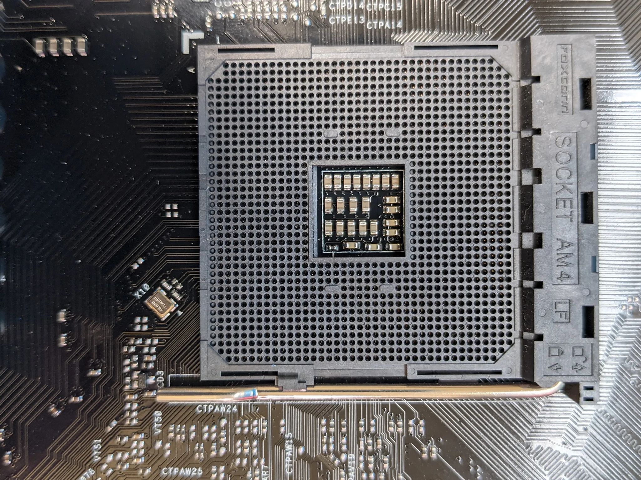 *READ* ASRock B550M-C AMD Socket AM4 MicroATX DDR4 PCIe 4.0 Desktop Motherboard No I/O Shield