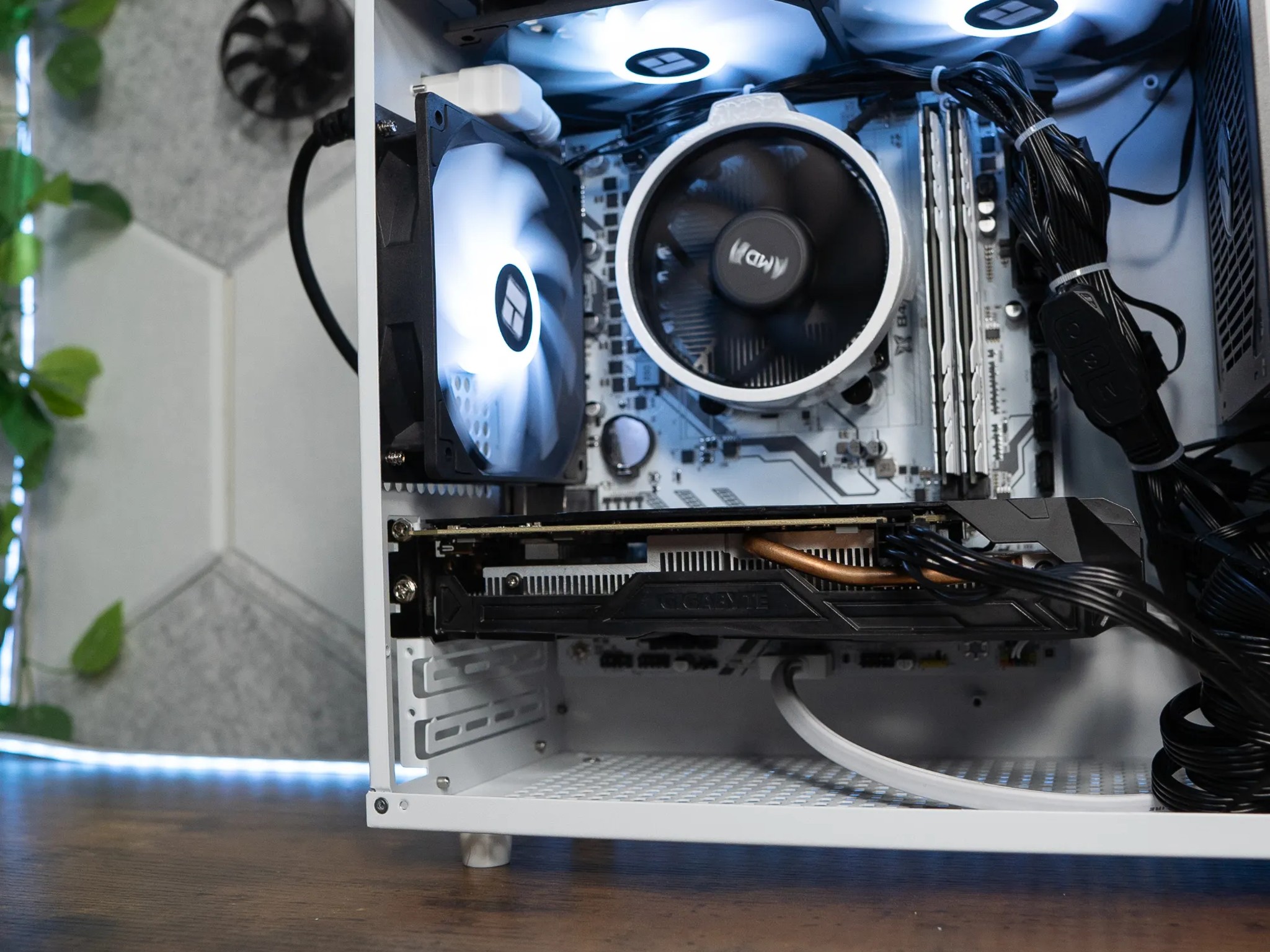 ❄️❄️ BUDGET - BO6 Ready GAMING PC | Gigabyte GTX 1060 | RYZEN 5 1600 | 16GB DDR4 RAM | 1TB M.2 SSD