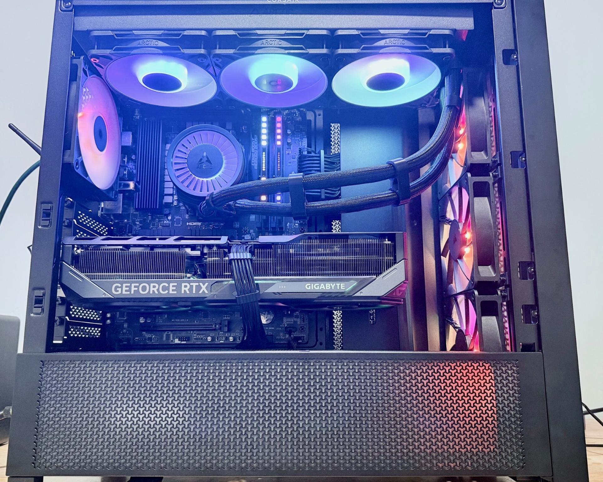 Dominator RTX 5070TI 16GB