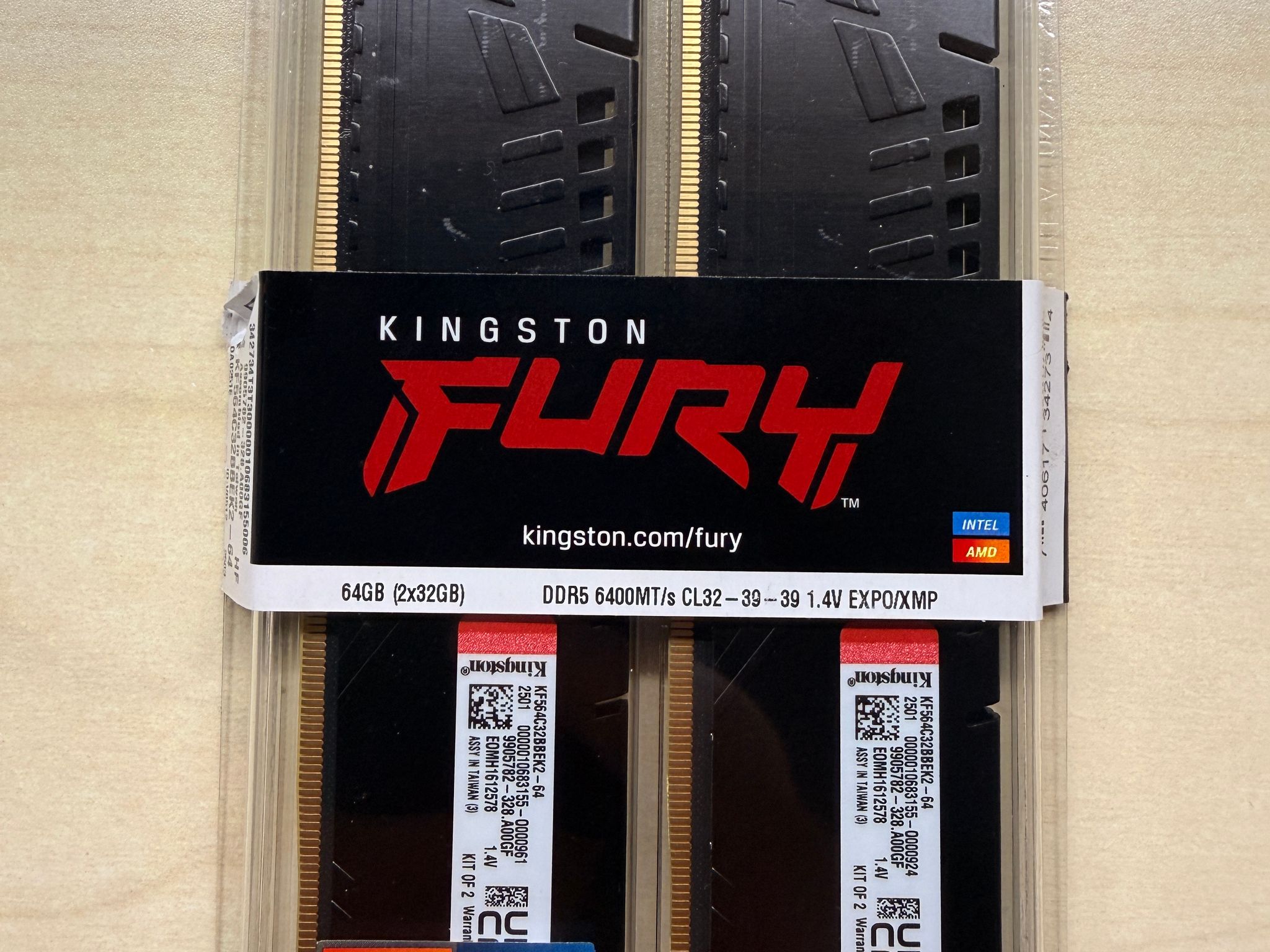 Kingston Fury Beast 6400MT/s CL32 Expo & XMP