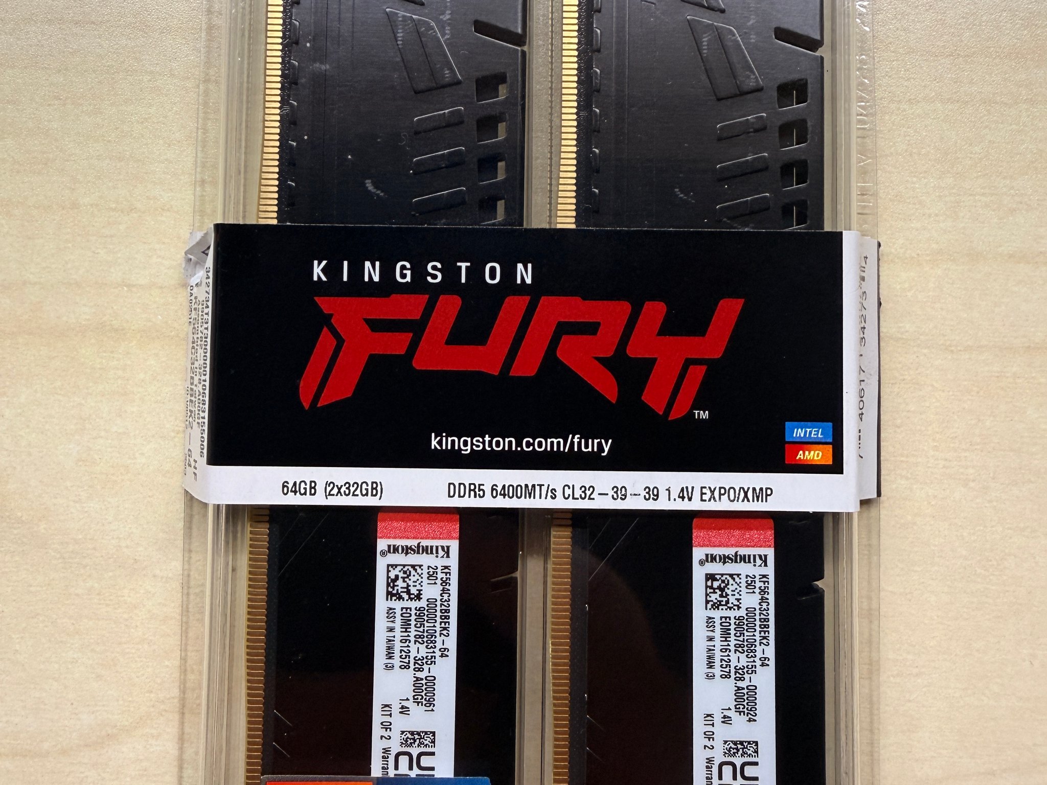 Kingston Fury Beast 6400MT/s CL32 Expo & XMP