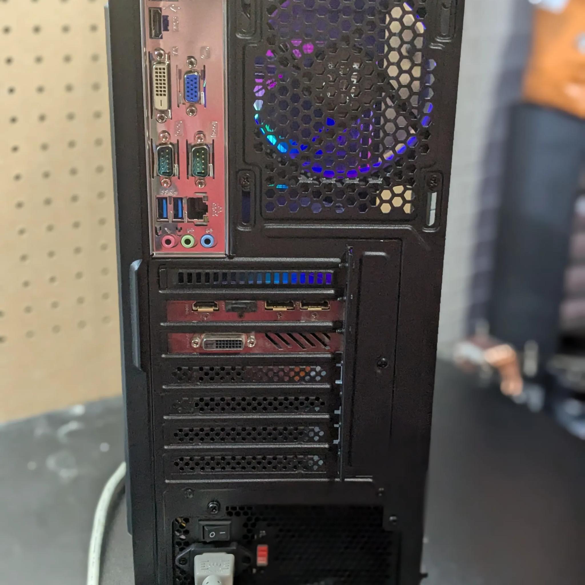 120 FPS Fortnite | 180 Day Warranty | Xeon (Same as i7) , 16GB RAM, 480GB SSD, RX 570 4GB, RGB