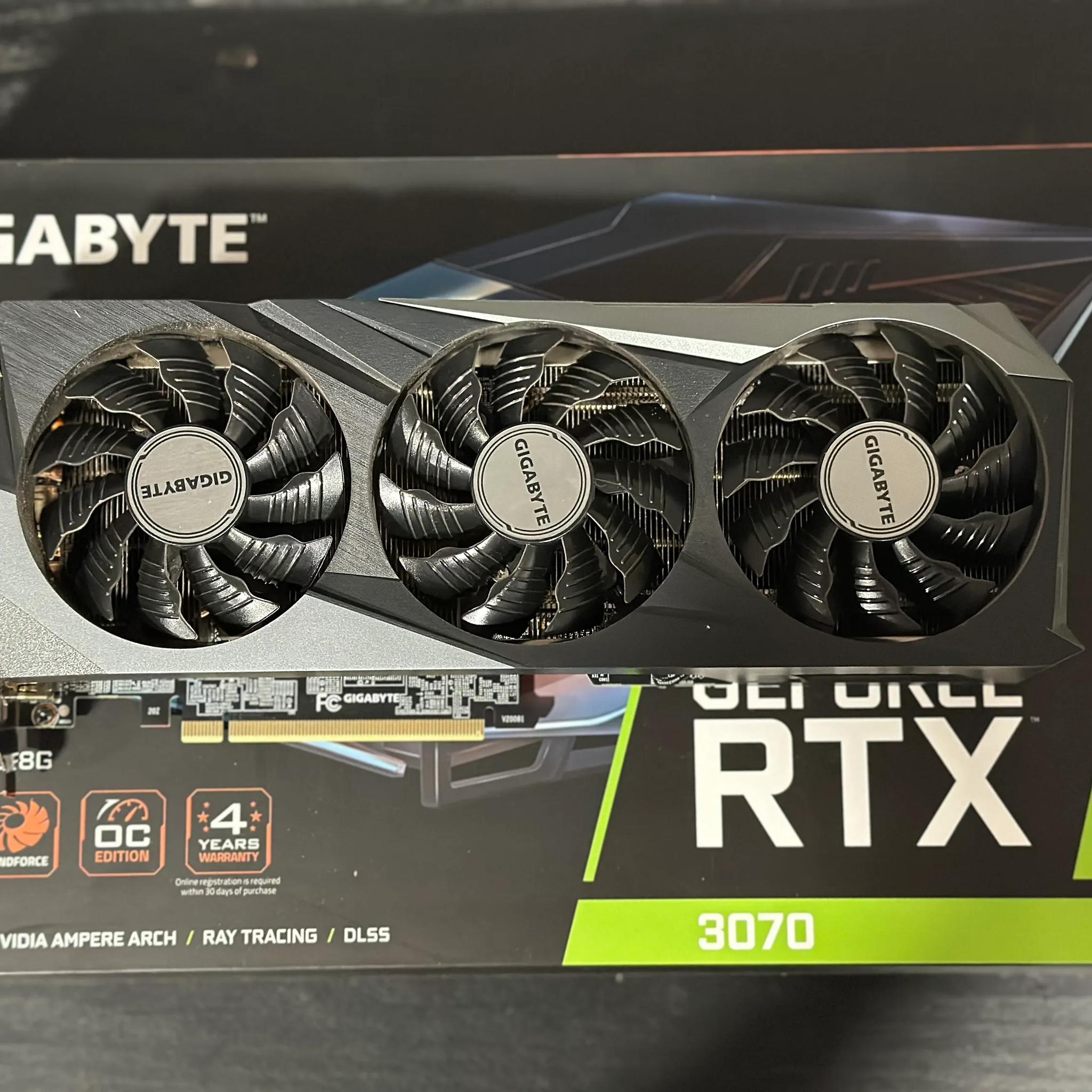 GIGABYTE Gaming OC GeForce RTX 3070 8GB GDDR6 PCI Express 4.0 ATX Video Card
