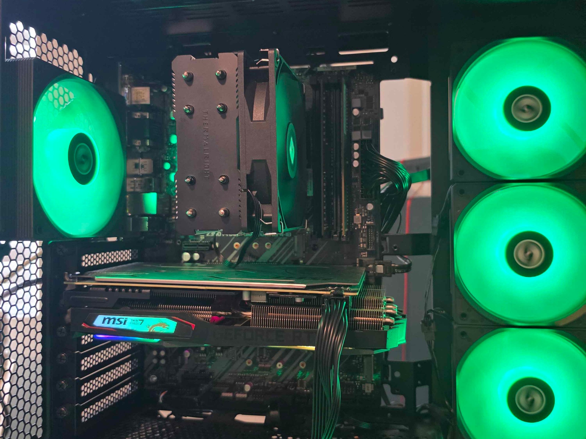 GeForce RTX 2060 Super Custom Gaming PC - Core i7-9700, 16GB RAM, 256GB SSD