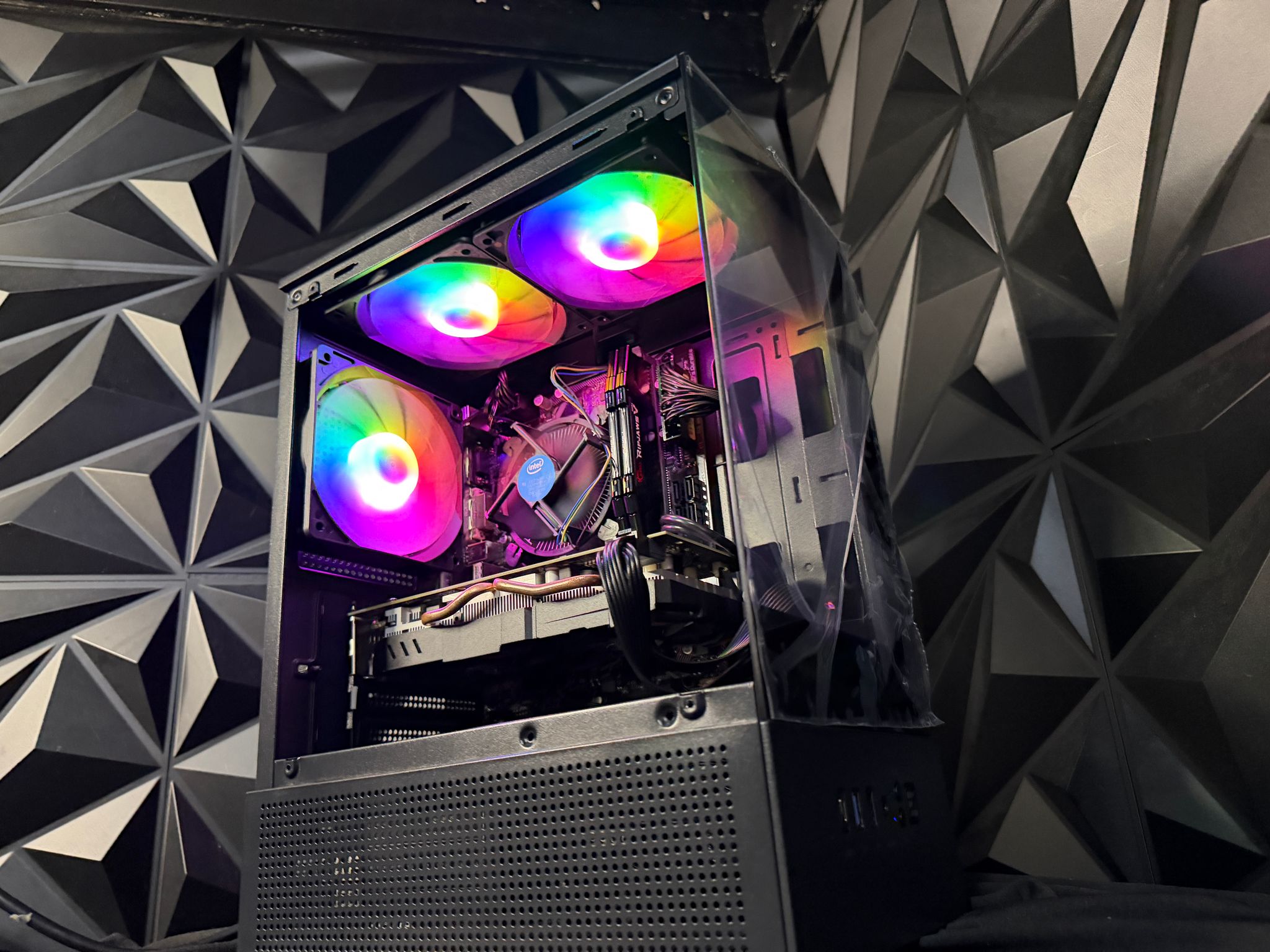 💜🔥 THE BUDGET BADDIE 🔥💜 i5 10500T| RX 580 | 16 GB DDR4| 500GB NVMe| 650W PSU