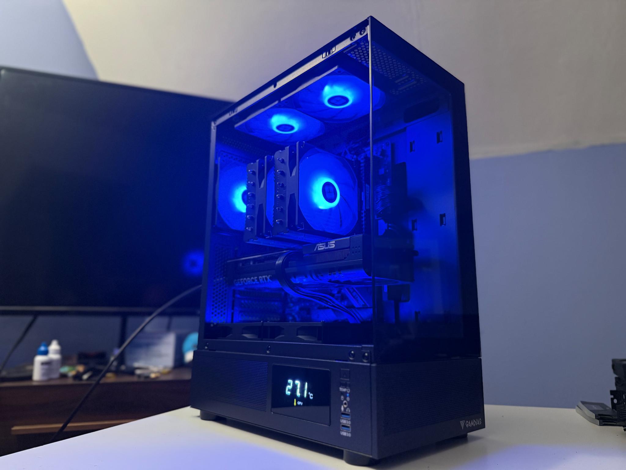 RTX 5070 | Ryzen 7 5800X | 2TB SSD | 16GB DDR4