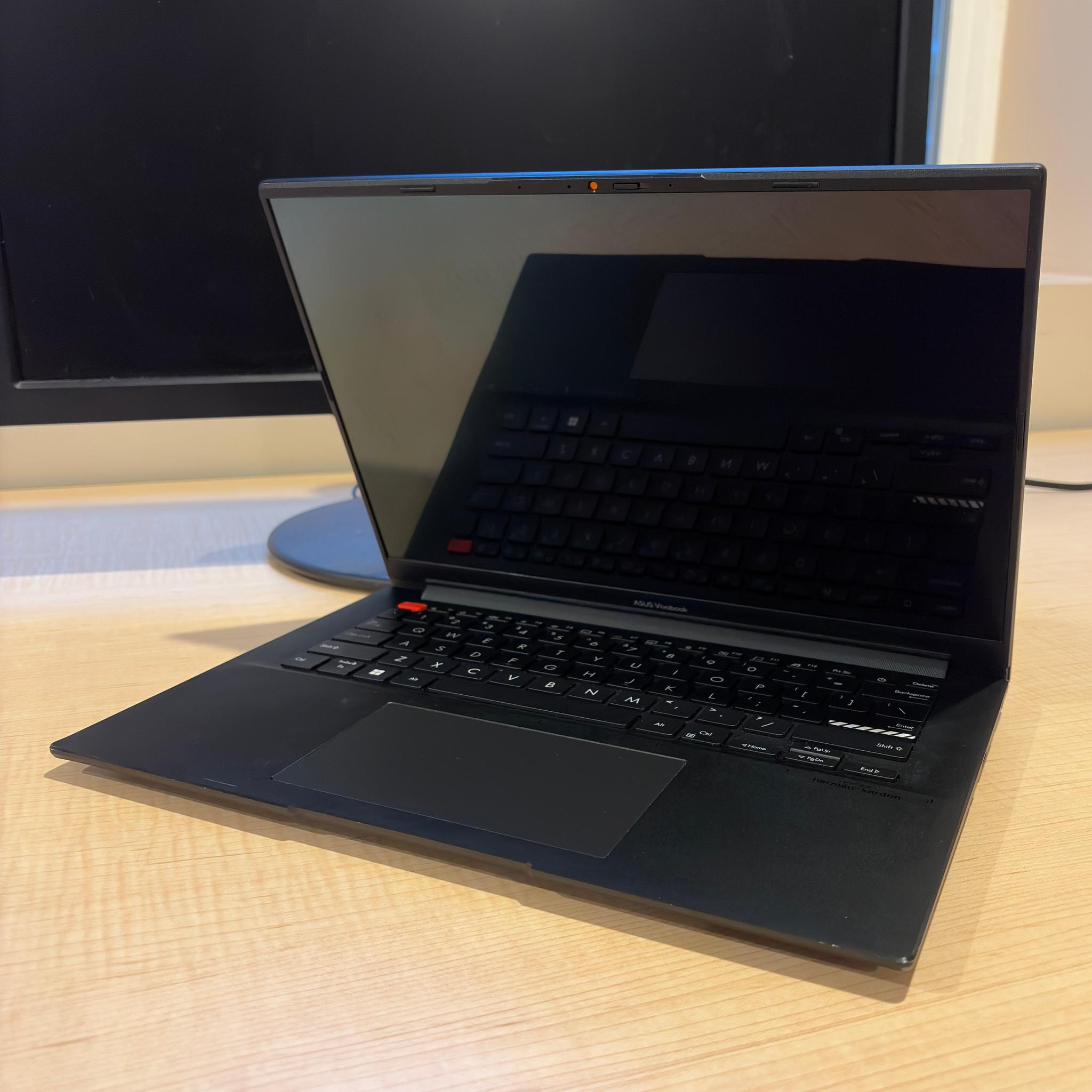 Asus Vivobook S 14X OLED Laptop (i7/ 16gb RAM/ 512gb SSD)