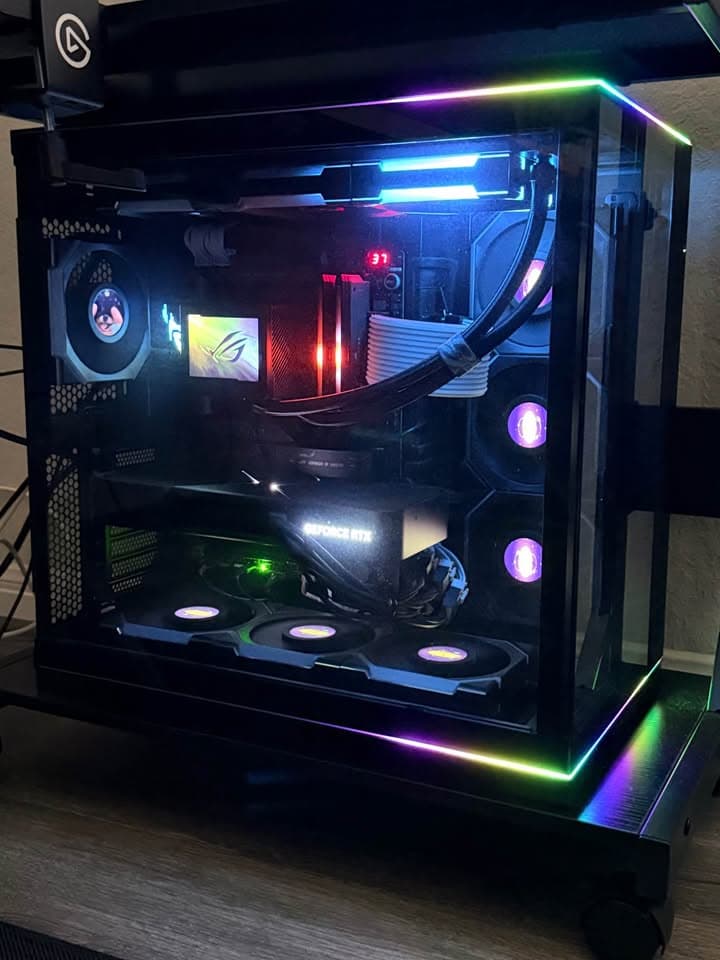 RTX 5090 FE / Ryzen 9 9950X3D Ultimate Gaming PC – 64GB Dominator Titanium – ROG Strix X870E – Lian