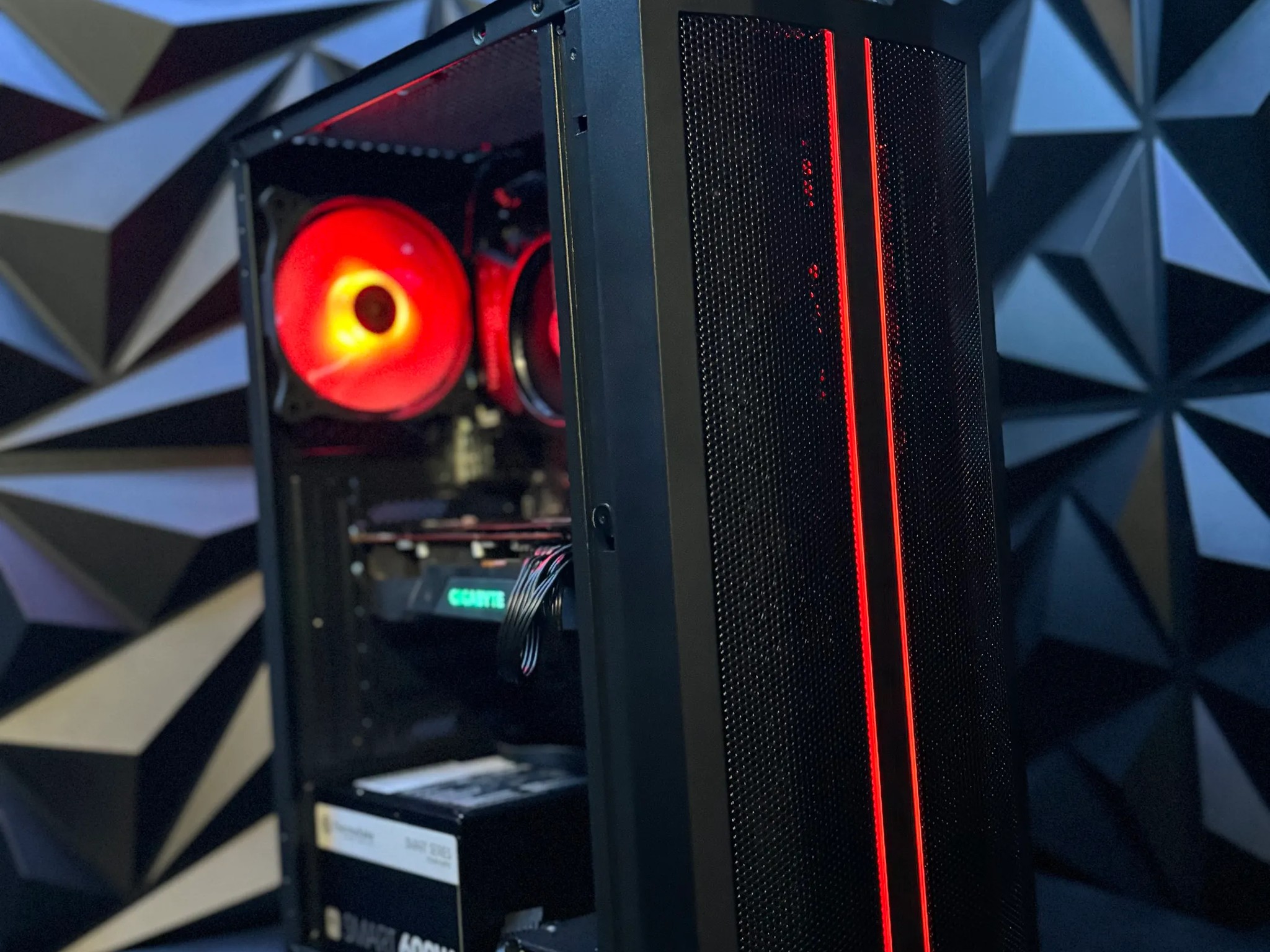 Tusker Build 3670🟥 Red Fred Redemption 🟥Ryzen 5 3600🌶️ RX 5700XT🌶️ 32 GB DDR4 1 TB M.2 2 TB HDD