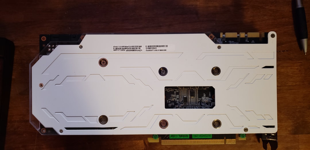 GALAX GTX 1070 Ti EX-SNPR White graphics card | Jawa
