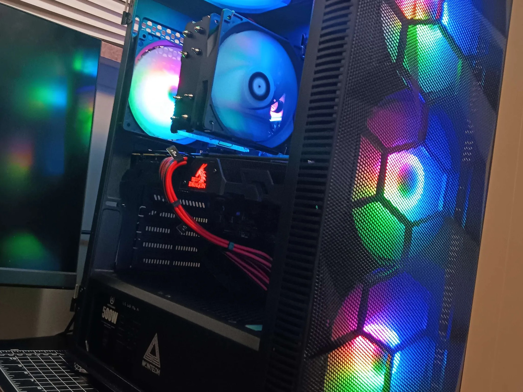 | Black RGB GAMING PC | Ryzen 5 2600x|RedDragon Vega56(UV'd & OC'd)|16gb DDR4 RAM|500g SSD Storage
