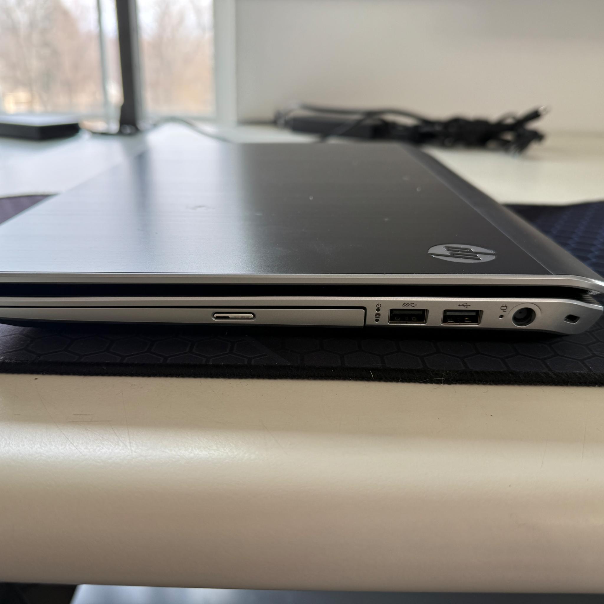 HP Envy dv6- i7-3630QM+HD Graphics 4000+8GB Ram+256 SSD+W10