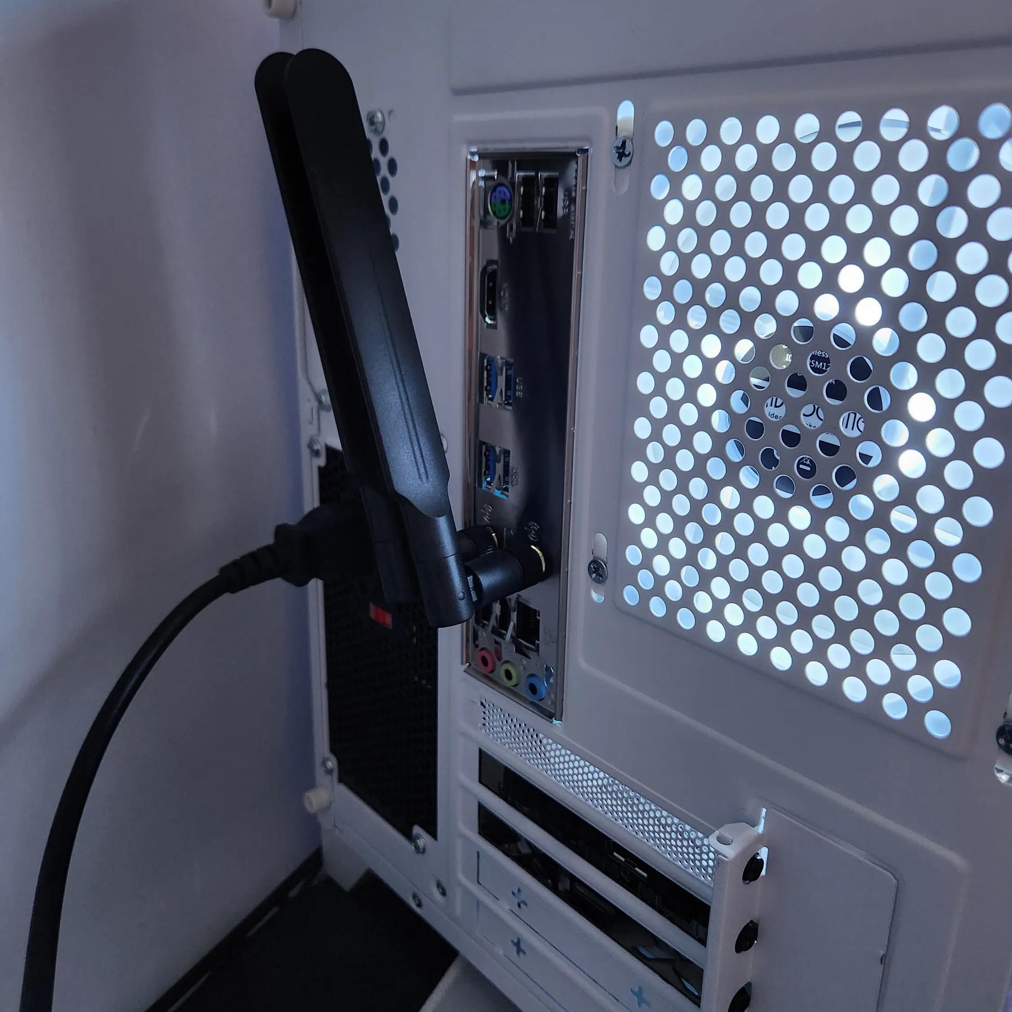 Liquid Cooled Frosty Rig Ryzen 5 / 32GB / 2TB / RX6600