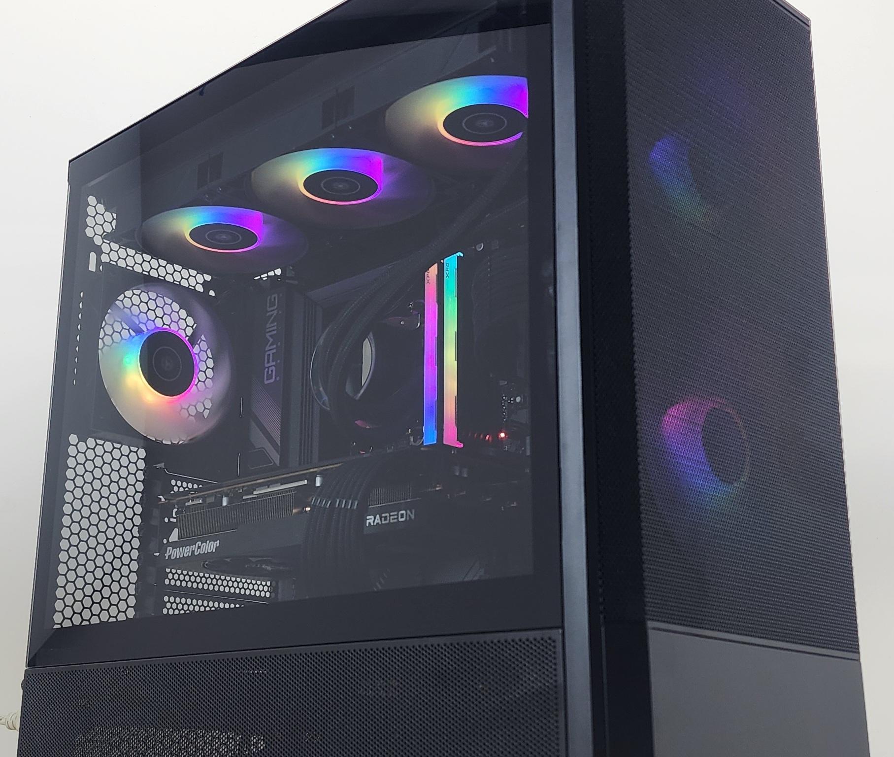 Gaming PC Ryzen 7 7800X3D 32GB RAM 1TB SSD RX 7800 XT 16GB Windows 11 Computer