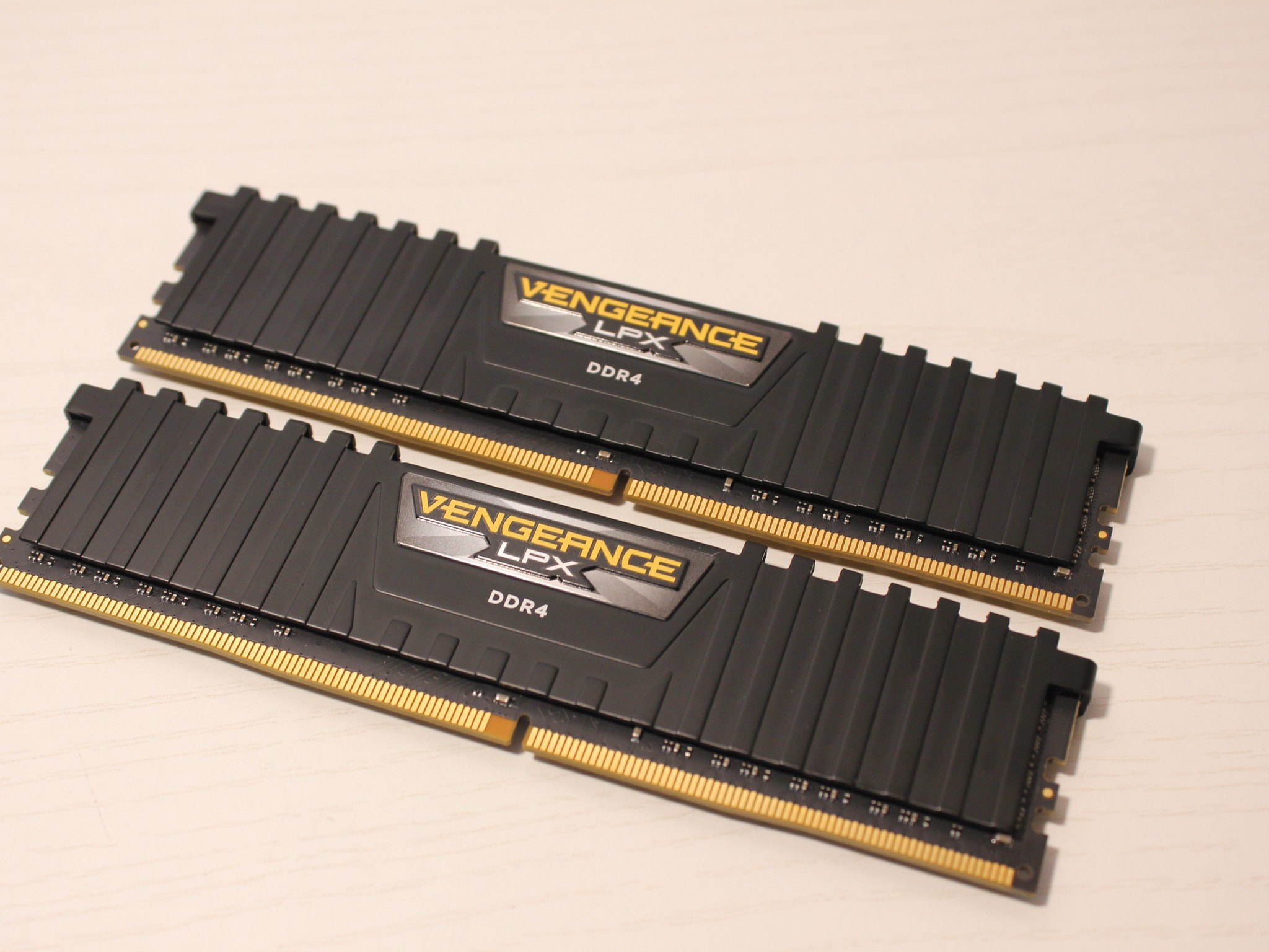 16GB | Corsair Vengeance LPX | DDR4 | 3200MHz | CL16