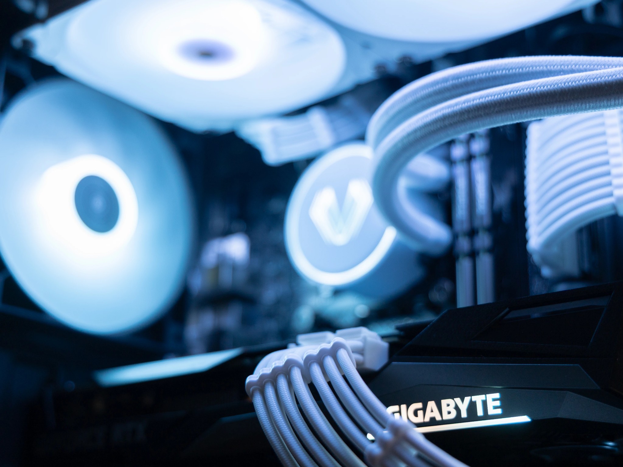 🔱 Siren 🔱 RTX 3060 Ti / Intel Core i5-12400F / 1TB NVME / 32GB DDR4 Ram / 360 AIO / Windows 11 Pro