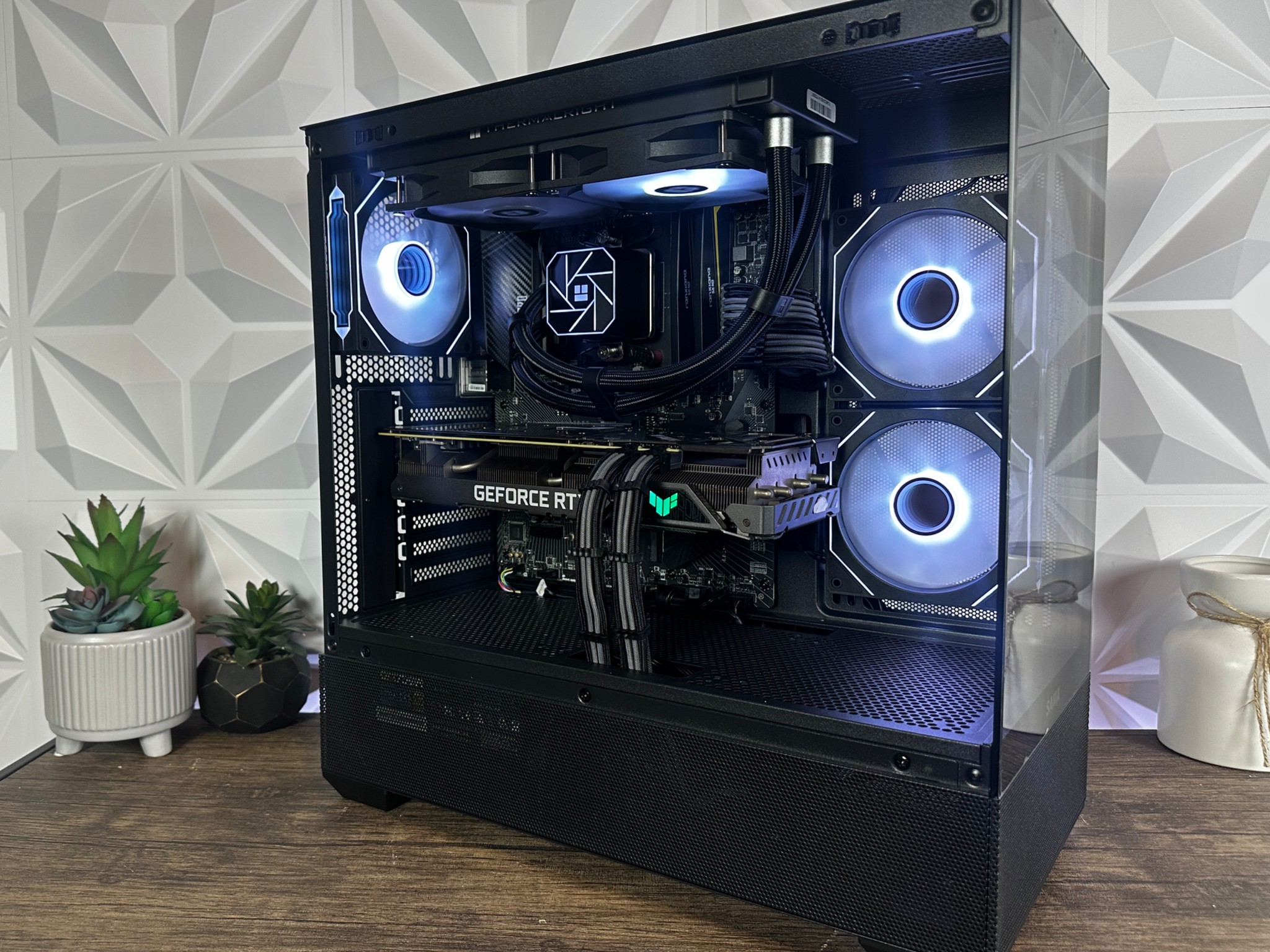 🟪 Magenta ⬛️| 1440P/1080P | Ryzen 7 5700x 8C/16T | RTX 3070 | 32GB DDR4 | 1TB M.2 SSD | FULL ARGB |