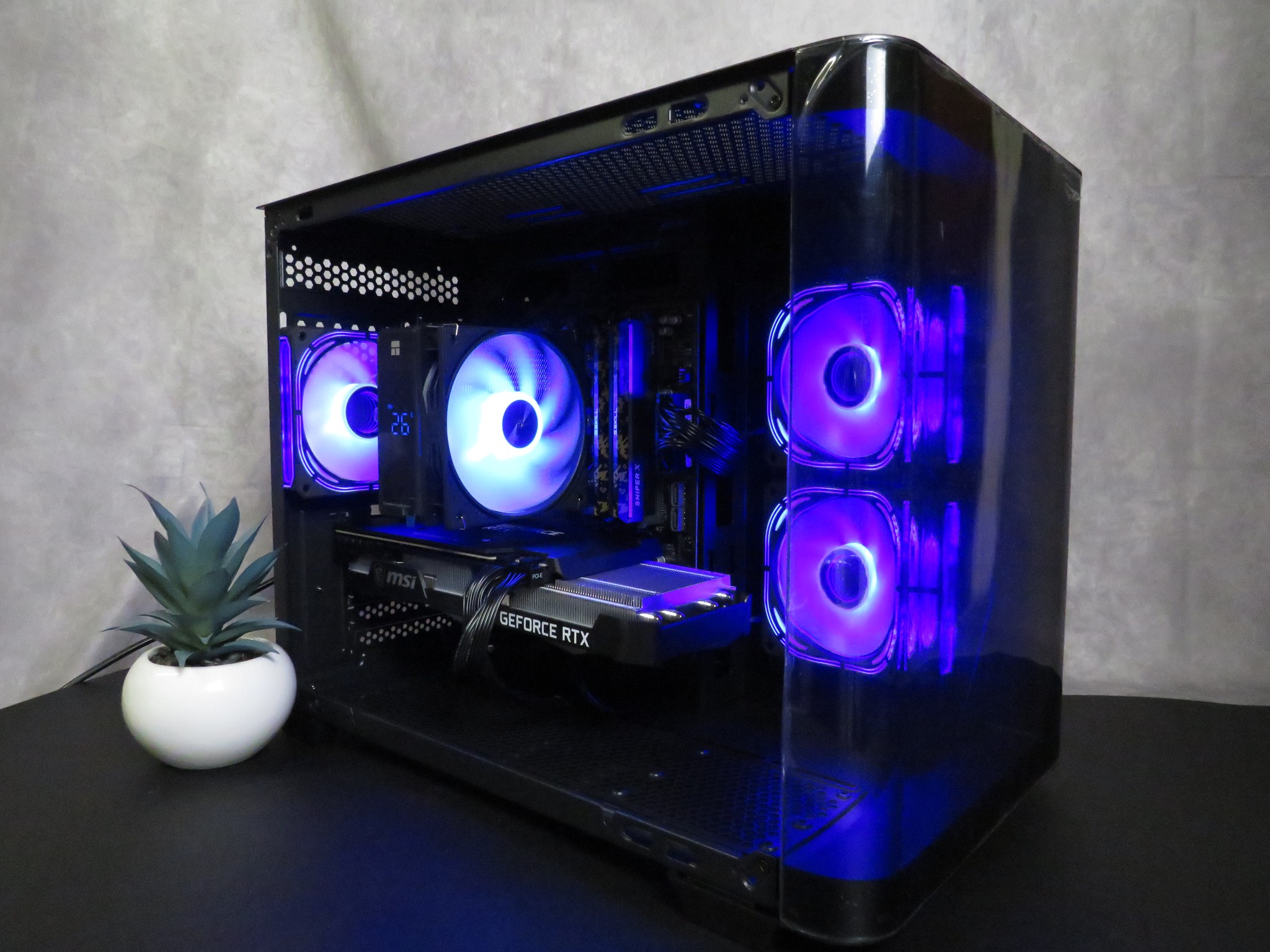 1440p GAMER: RTX 3070 + Ryzen 5 5500 + 1 TB NVME + 16 GB DDR4 at 3600 mhz