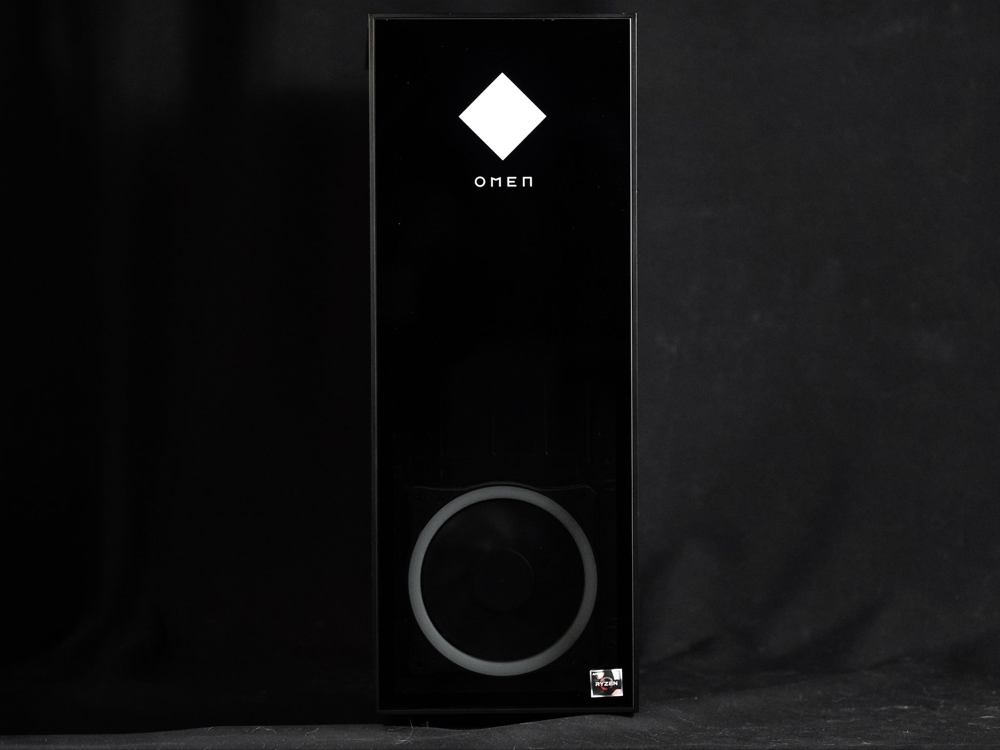 OMEN Gaming PC - RTX 3060 12GB / Ryzen 5 5600G/ 16GB DDR4
