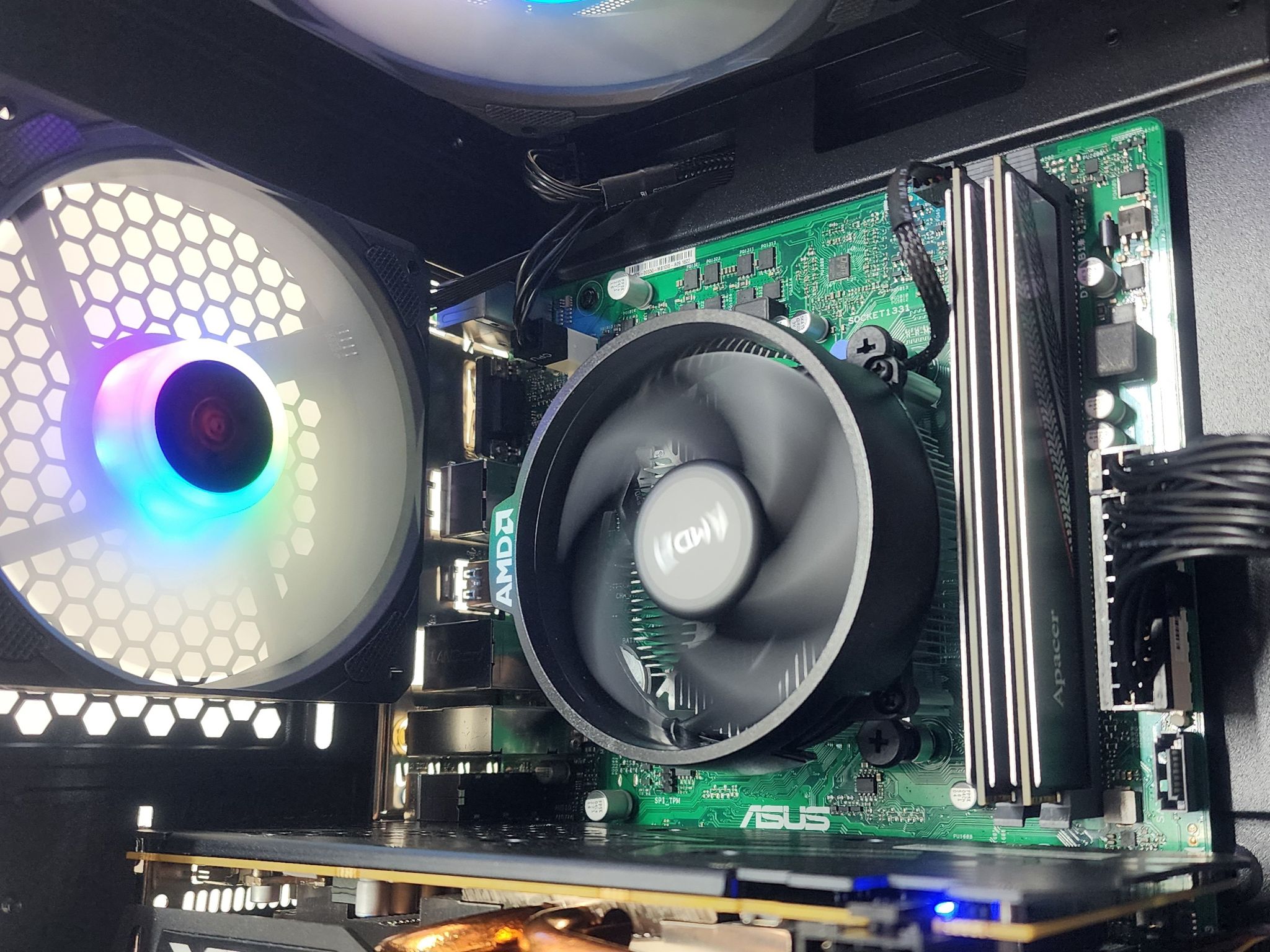 Gaming PC Ryzen 3 2300X 16GB RAM 256GB SSD + 1TB HDD RX 580 8GB Windows 11 Computer