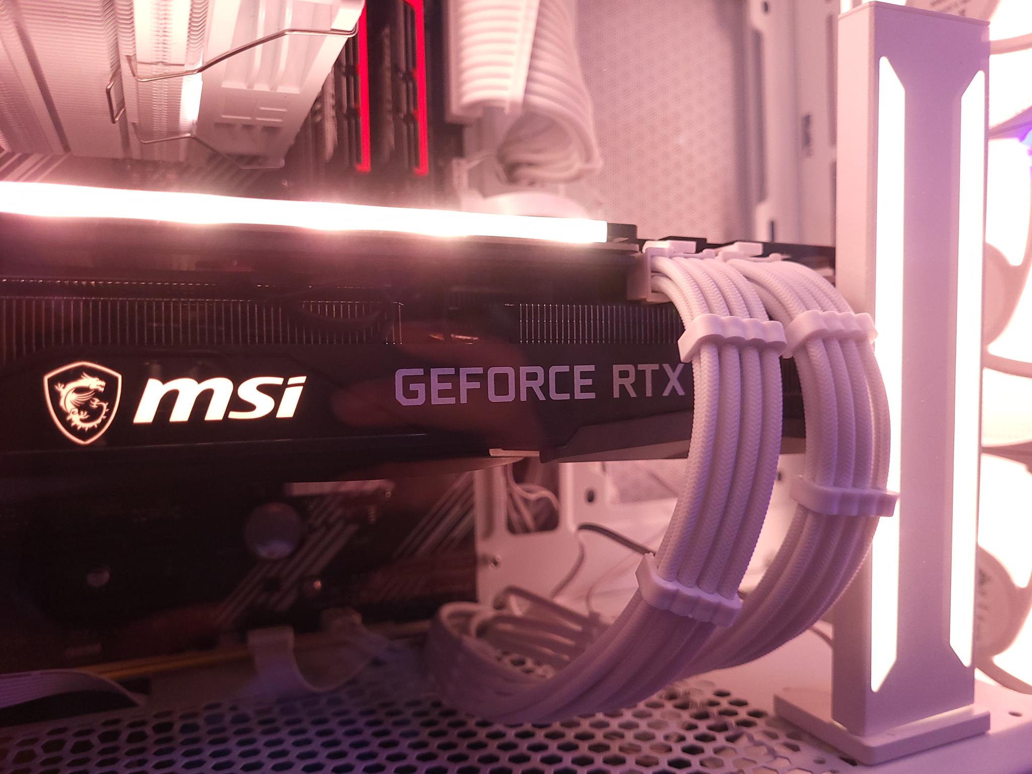 White Gaming PC: RTX 3070 | I5 10400F | 32GB RAM | 1.25TB SSD | WiFi | ARGB