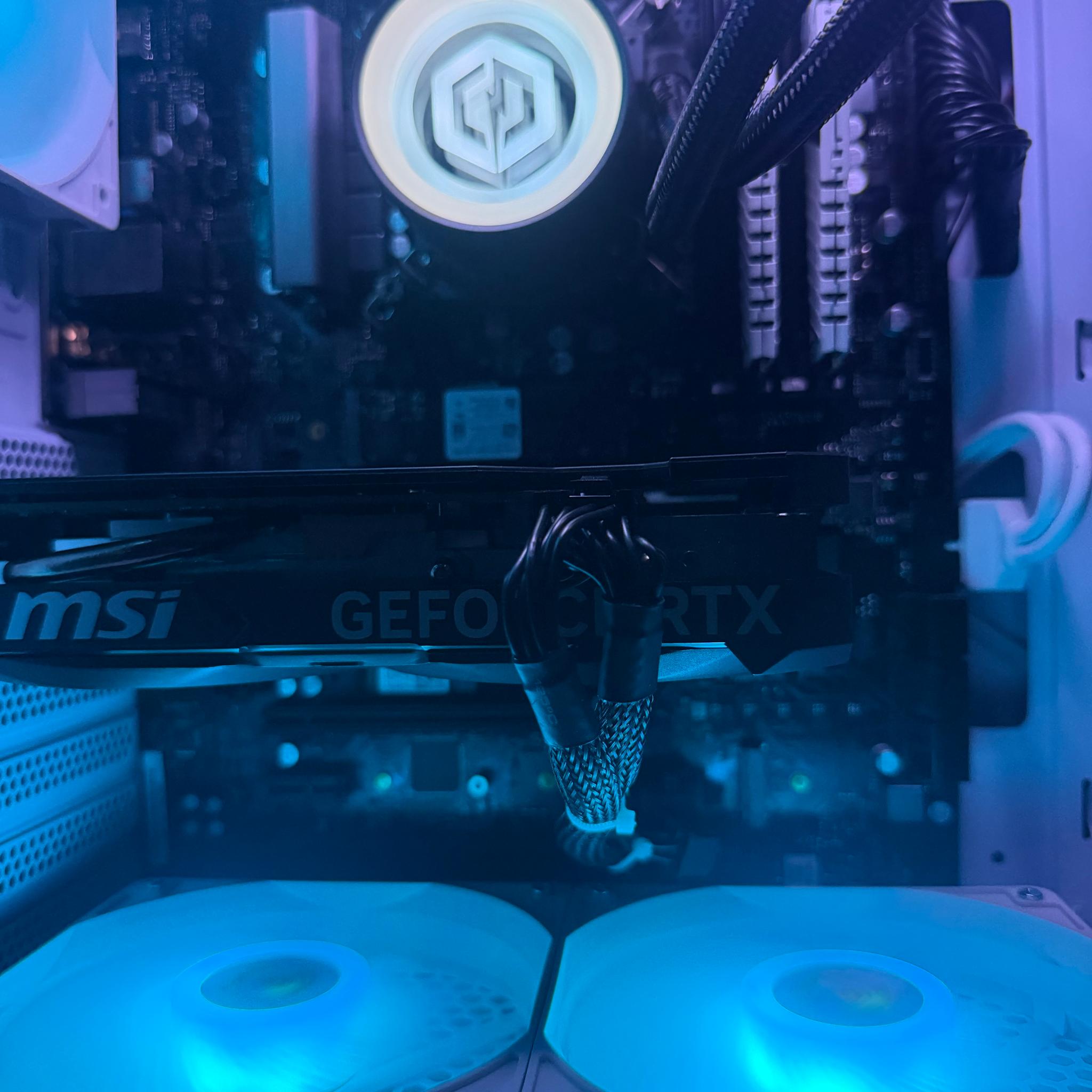 ⚫️OREO⚪️BEAST⚫️ | I7 11700KF | NVIDIA 4060 | 16GB DDR4 | 1TB SSD | BT/WIFI