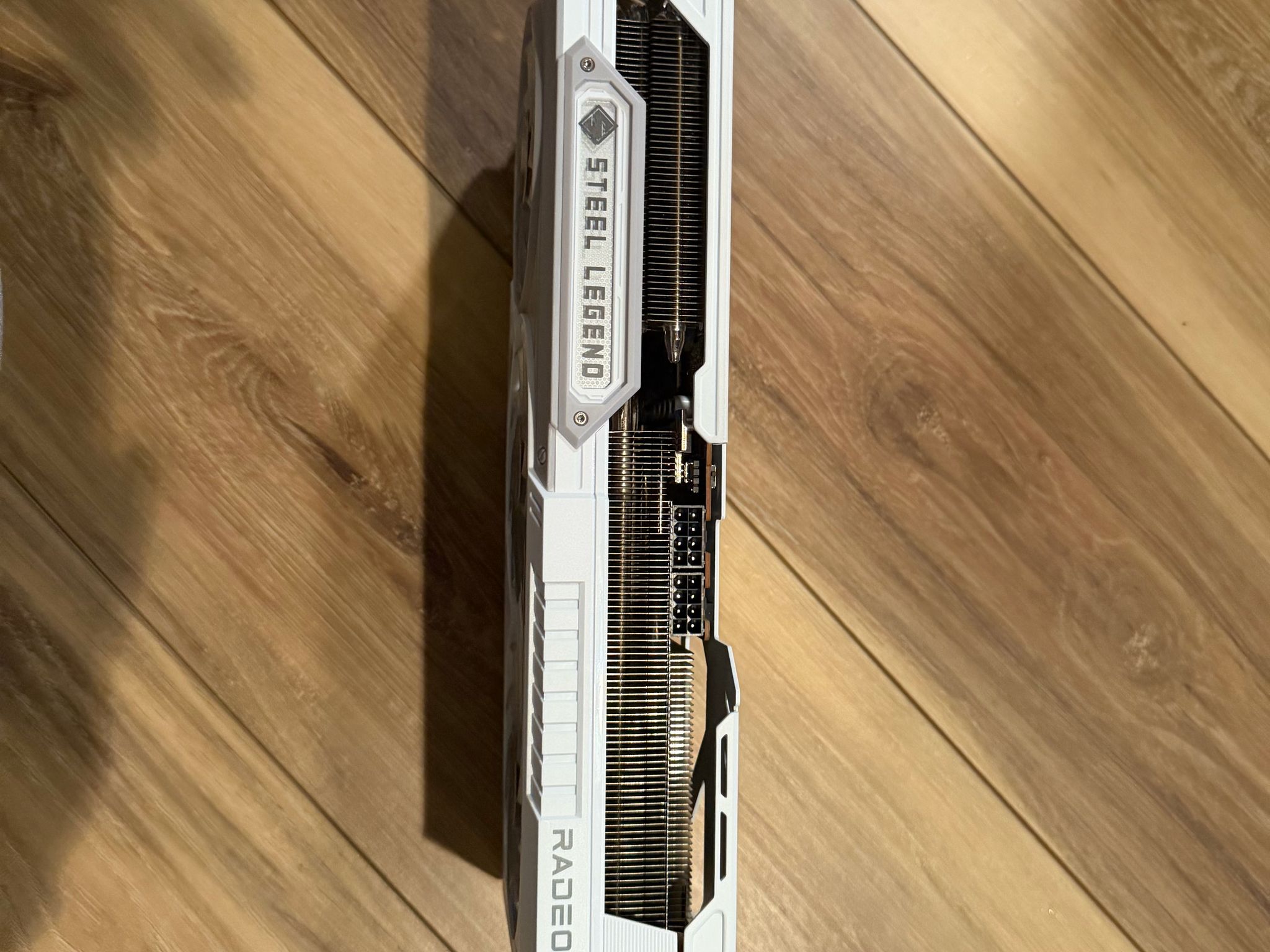ASRock Steel Legend White RX 9070 XT 16GB