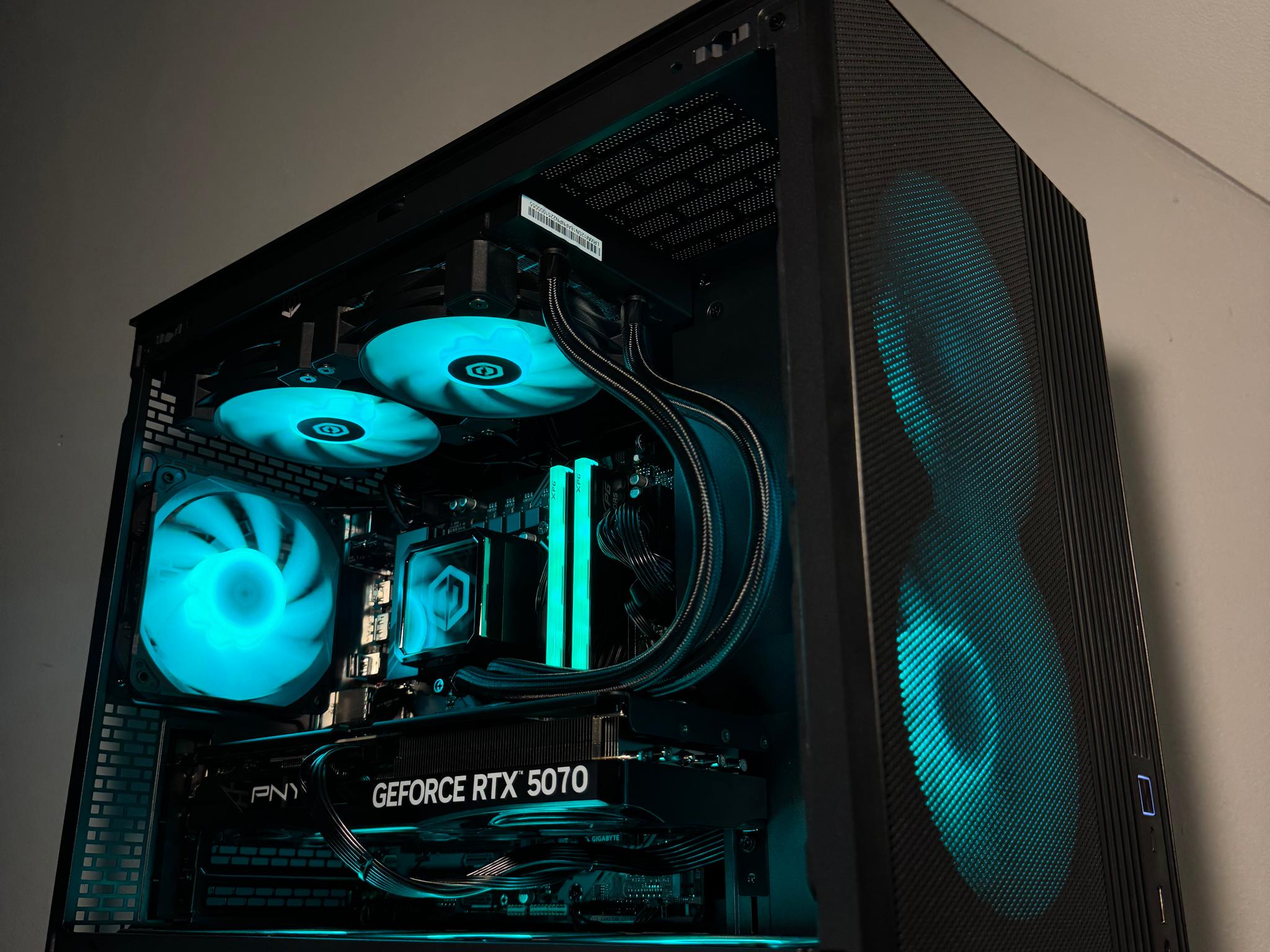 RTX 5070 | Core i7-14700F | 32GB DDR5 6000MT/s | 2TB Storage | Free Shipping