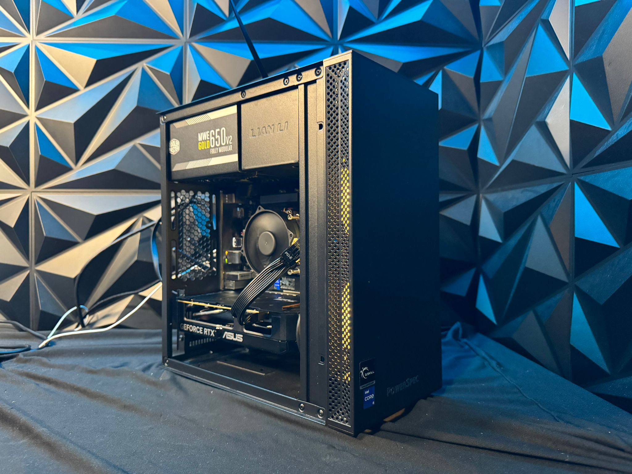 🚗💨 The Starter Carter🚗💨 i5 11400| RTX 5060| 1 TB NVMe| 16 GB DDR4