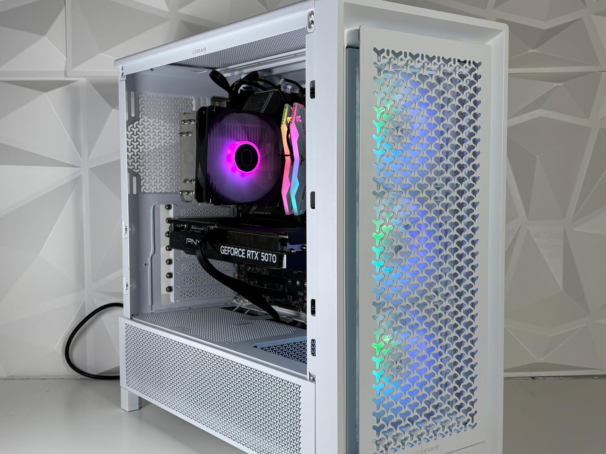 //ICEBERG V2// - RTX 5070, i5 14400F, 16GB DDR5, 1TB SSD Whiteout Gaming PC by EXT PCs
