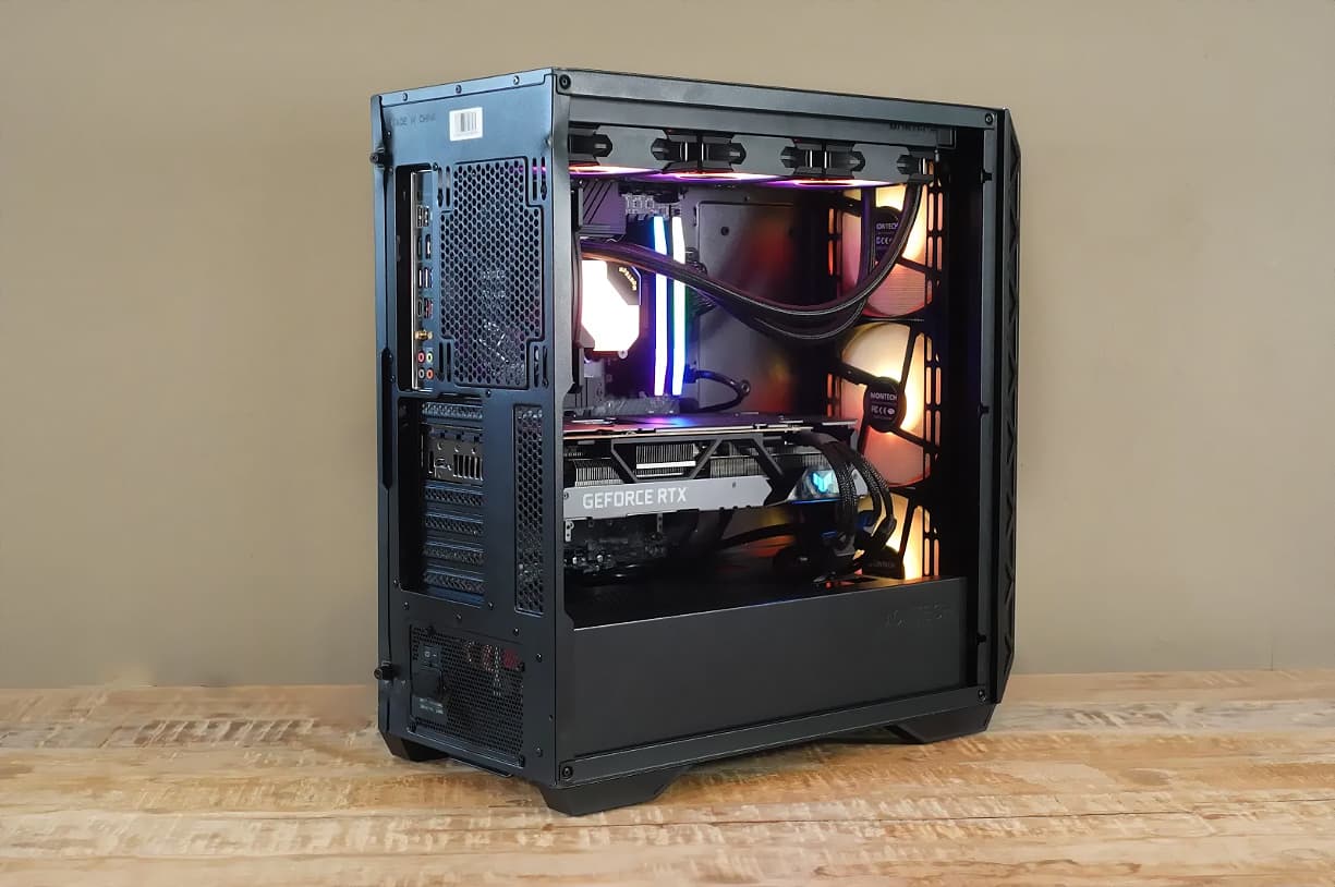 I9 14900k 4090 GAMING PC 64gb ram 4tb ssd