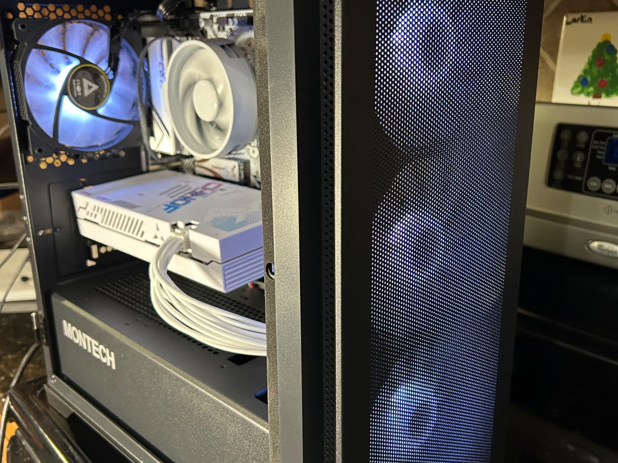Black and White - Budget Buddy
