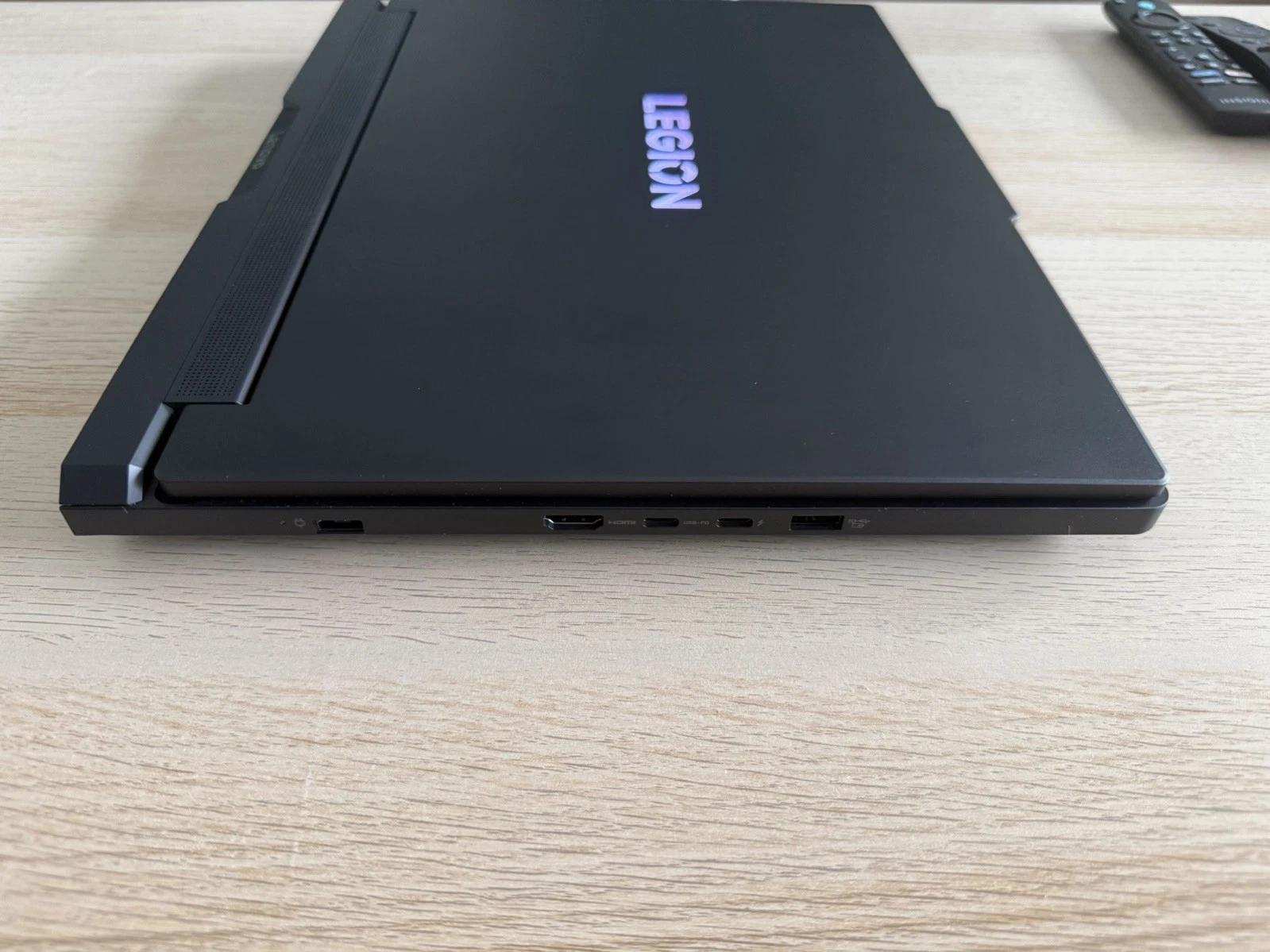 Lenovo Legion Pro 7i Gen 10 16" OLED Laptop [Intel Ultra 9, 64GB, 2TB, RTX 5080]